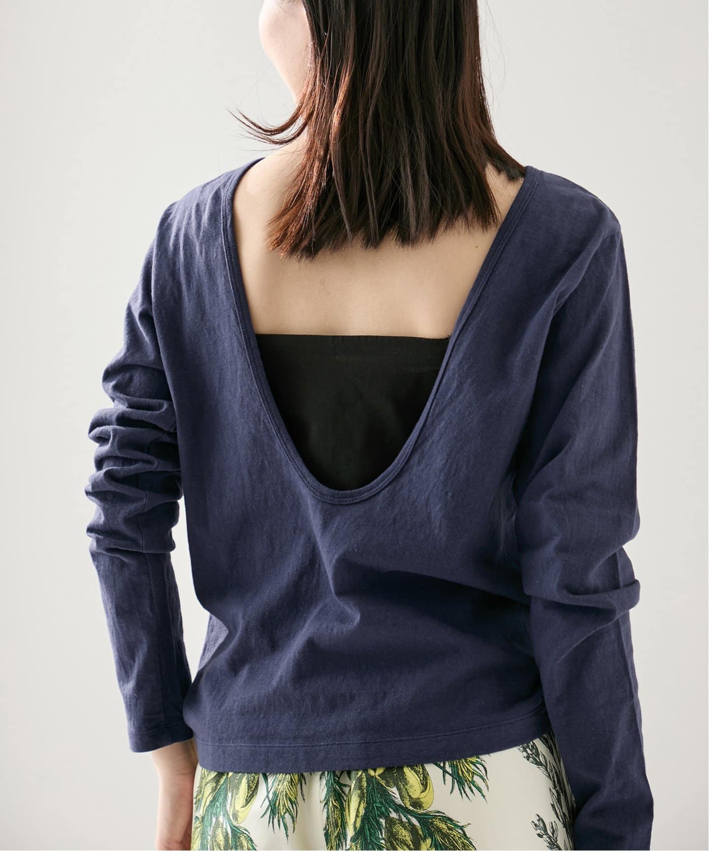 INSCRIRE アンスクリア Raffi Jersey Back Open Tee I25SSCUT1