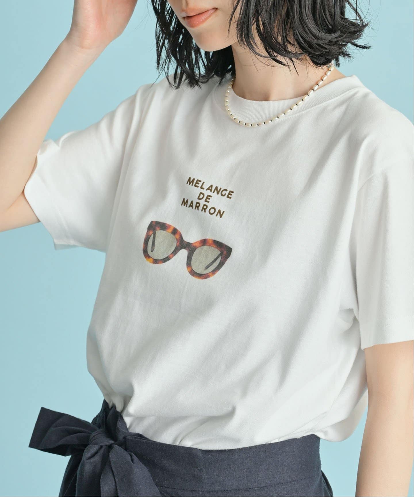 イアパピヨネ【ANGE IN DISGUISE】サングラス柄プリントTシャツ