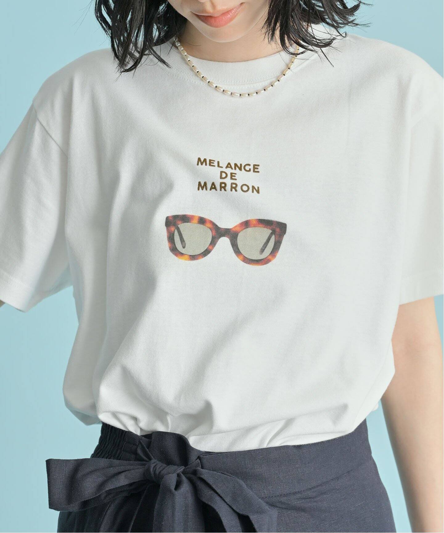 イアパピヨネ【ANGE IN DISGUISE】サングラス柄プリントTシャツ ANGE IN DISGUISE SUNGLASSES PRINT T（Tシャツ／カットソー