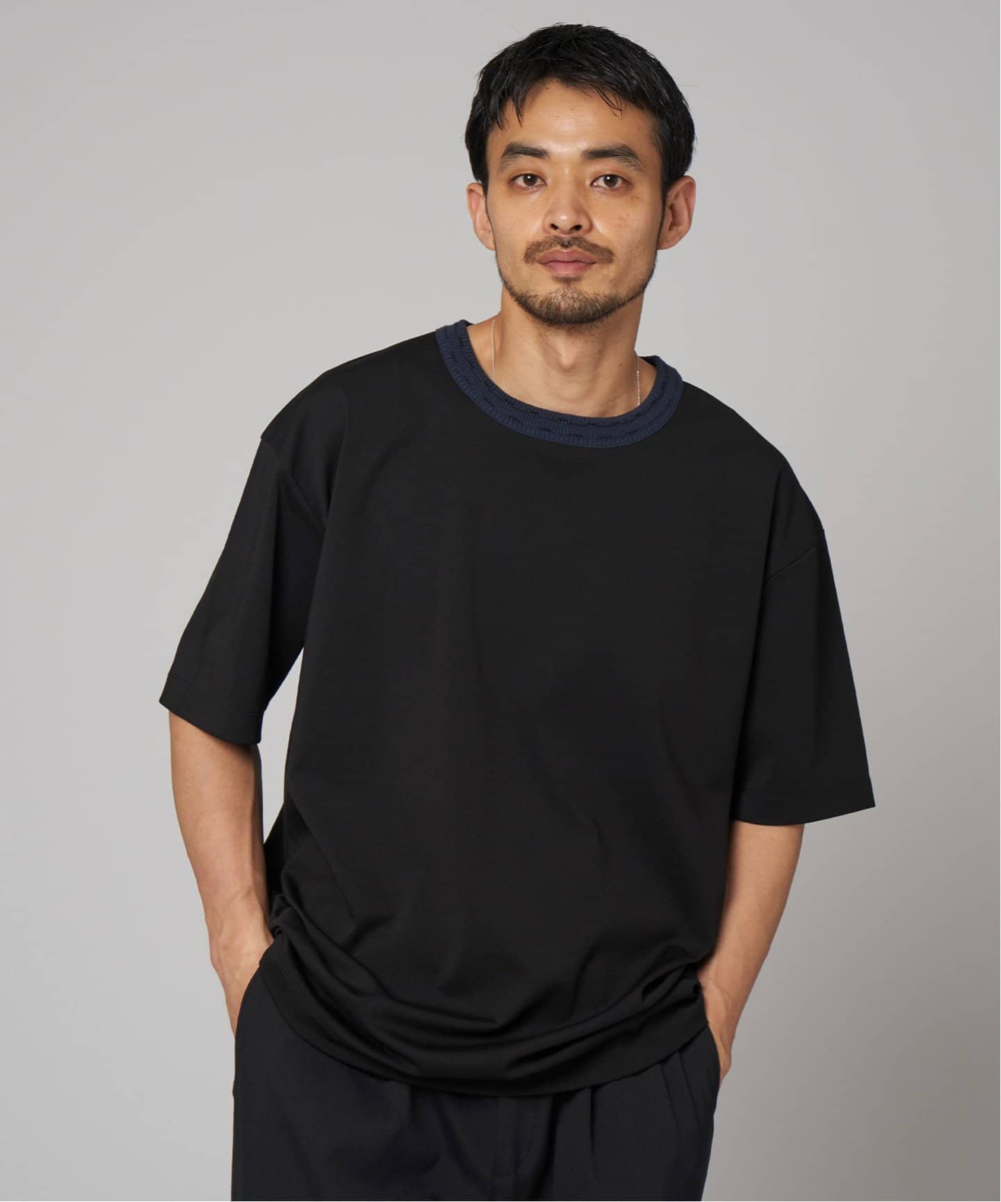 ÉDIFICEエディフィス 黒 Vネック 長袖シャツ ÉDIFICEエディフィス 黒 Vネック 長袖シャツ - メルカリ