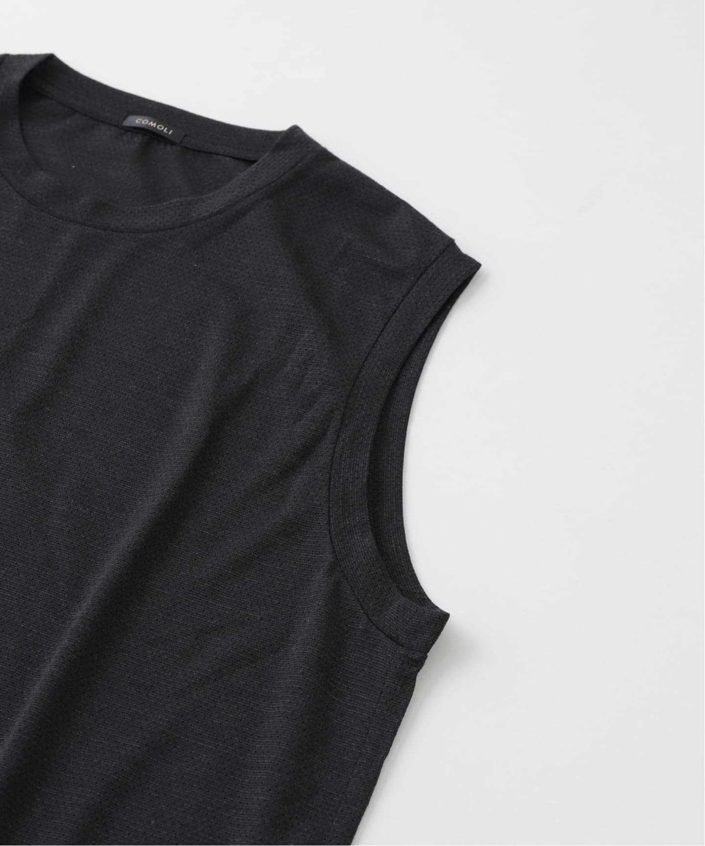 COMOLI / コモリ ウールメッシュ ノースリーブ（Tシャツ／カットソー