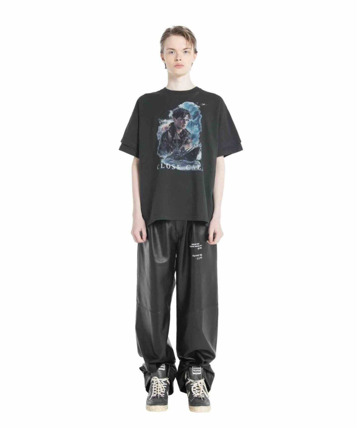 [本日のみ！破格！最安！]DAIRIKU CLOSE CALL Tシャツ ブラッ DAIRIKU - 【再販売通知受付可能】Movie