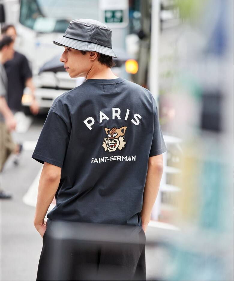 Paris Saint-Germain】カレッジロゴ刺しゅう Tシャツ（Tシャツ 