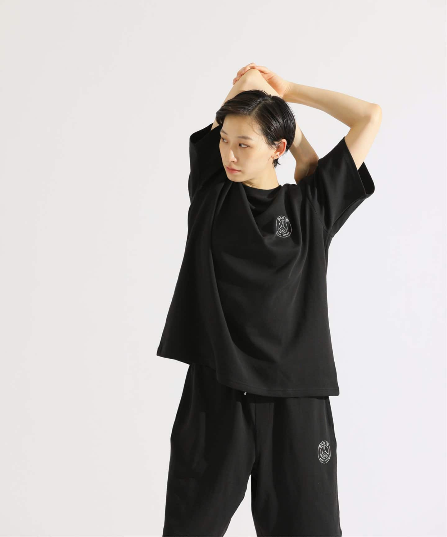 Paris Saint-Germain / パリ・サン＝ジェルマン】 METALIC LOGO T-SH