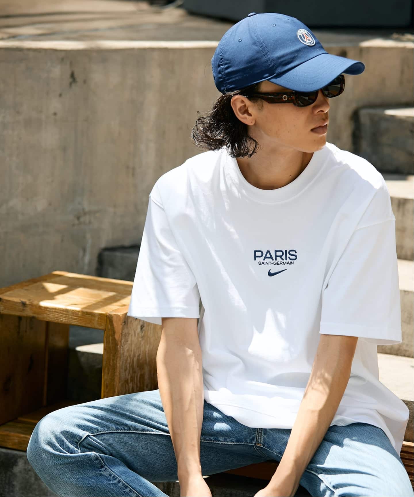 *PSG×NIKE*エッセンシャル クレスト Tシャツ ホワイト* PSG ナイキ クレスト Tシャツ - ホワイト