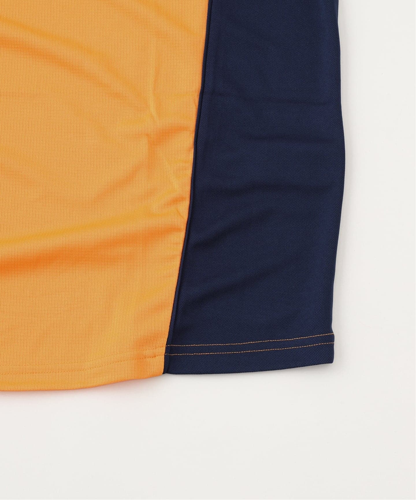 Liverpool FC / リバプール FC】 2000-2001 AWAY（Tシャツ