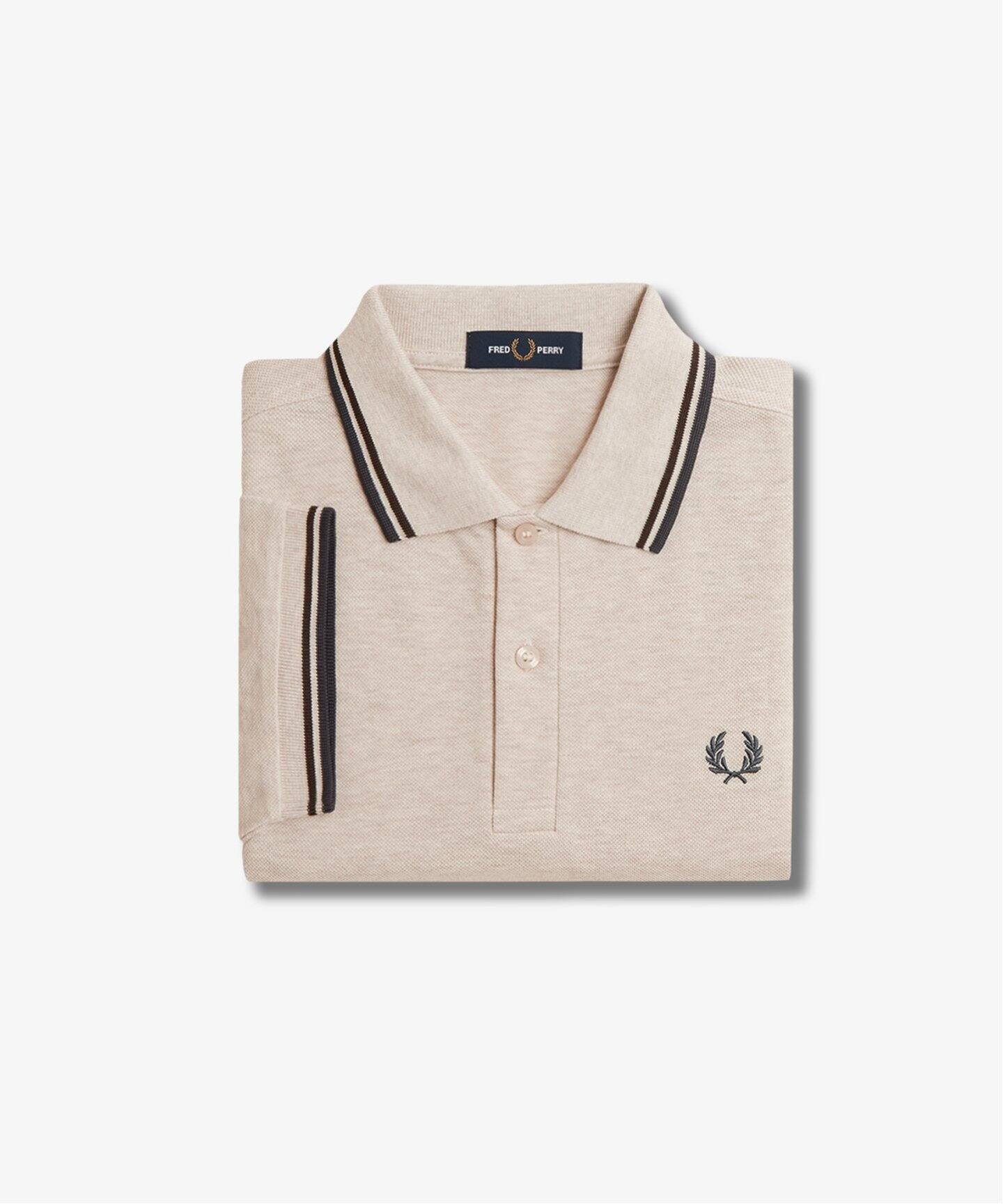 美品　フレッドペリー　ポロシャツ　M3600 ベージュ FRED PERRY（フレッドペリー） ポロシャツ ポロ ツインティップライン
