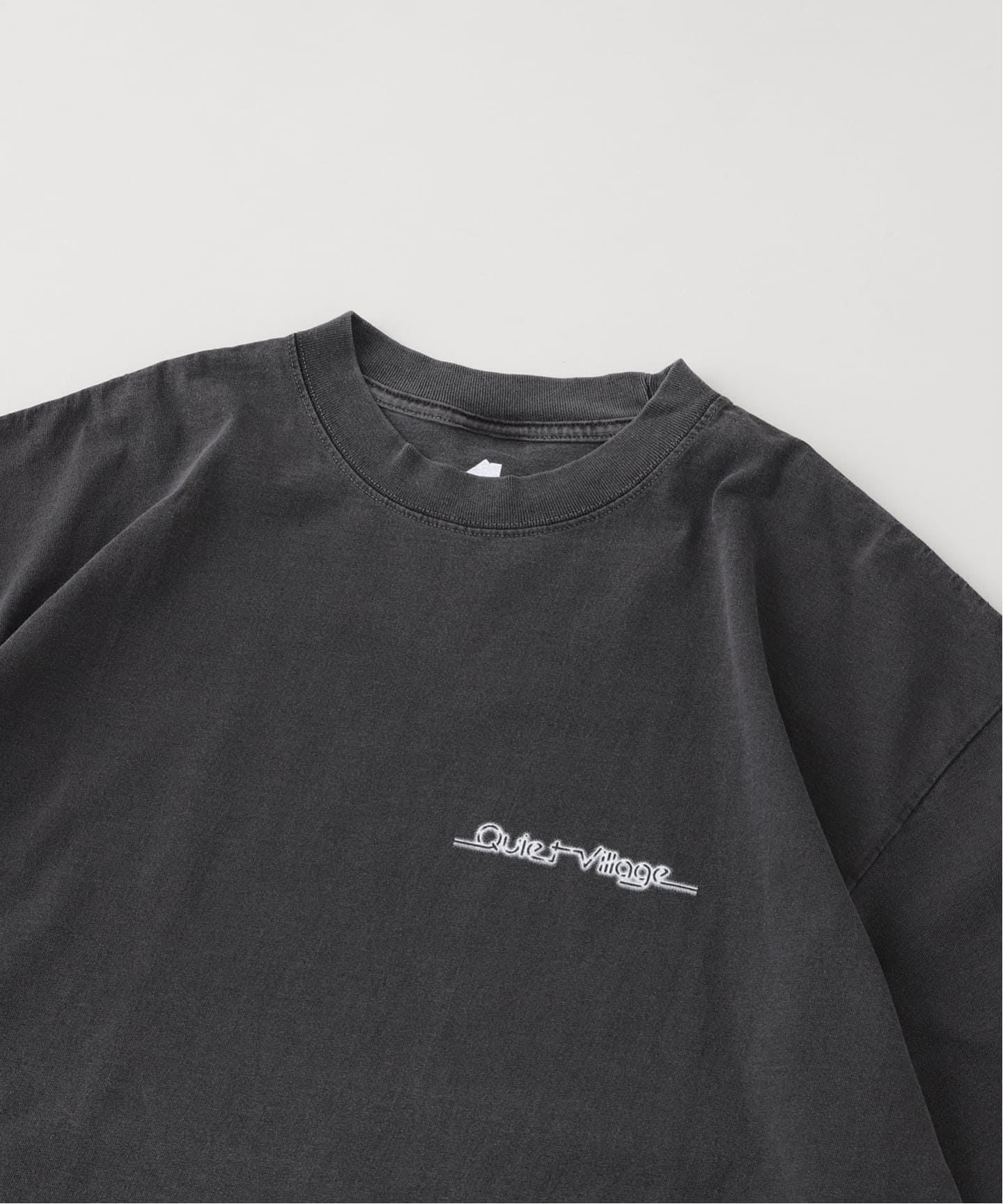 isness イズネスミュージック QV T-SHIRTS グレー ヴィンテージ isness イズネスミュージック QV T-SHIRTS グレー ヴィンテージ