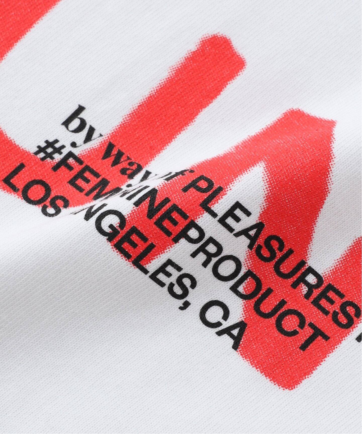PLEASURES / プレジャーズ GIRL IS A GUN T-SHIRT（Tシャツ