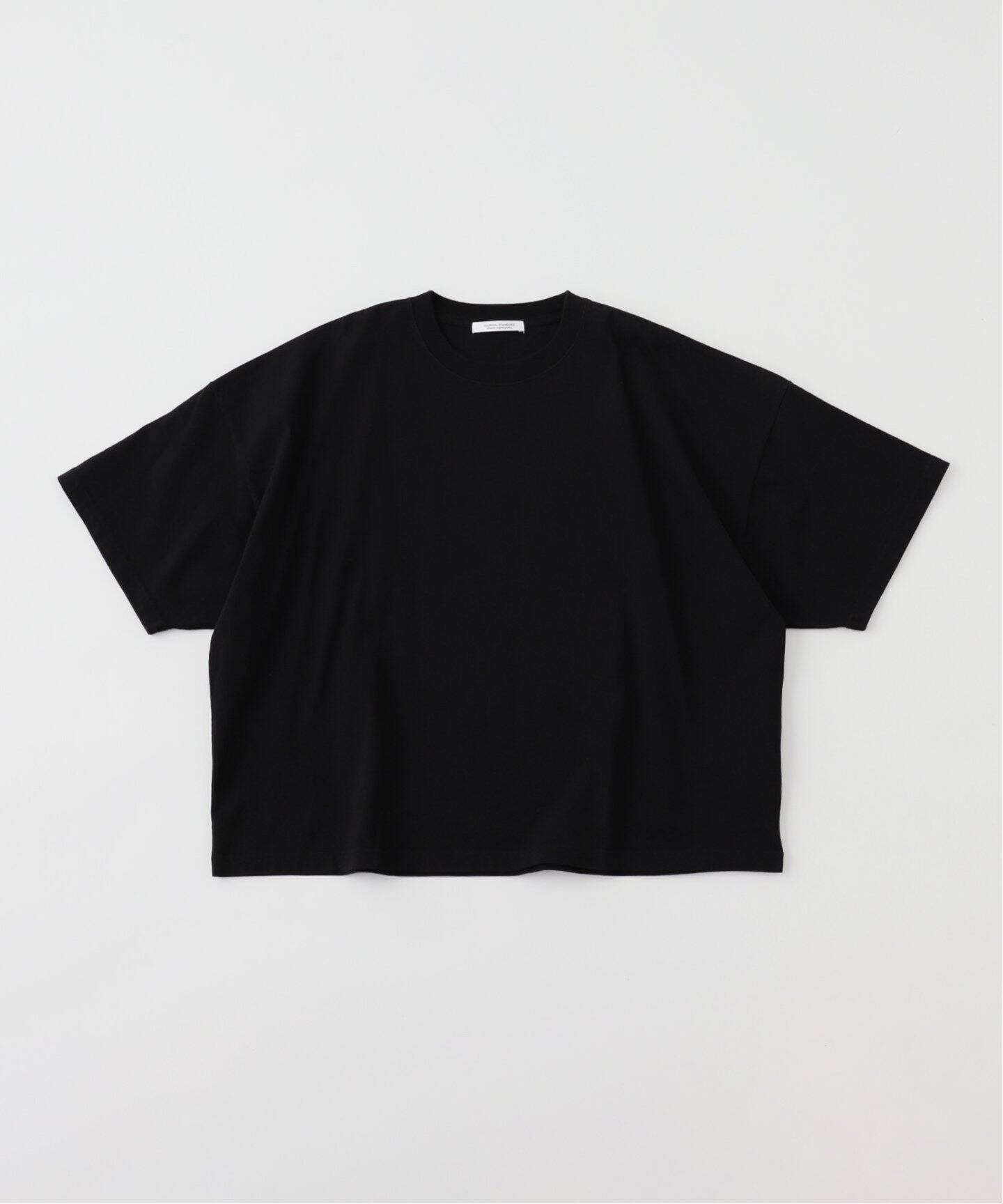 IS:SUE クロップドTシャツ 新品未開封 - メルカリ