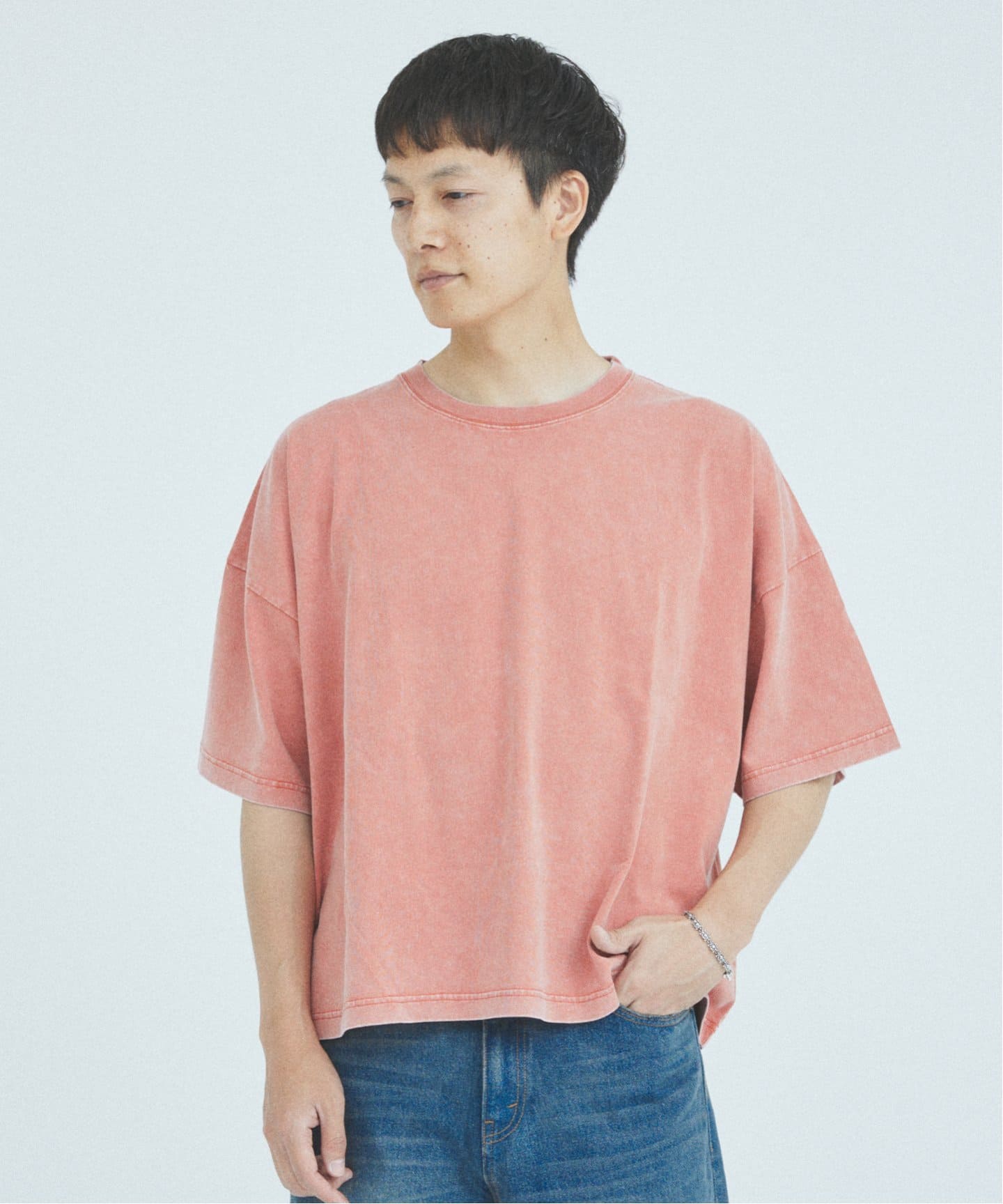 ルーズフィット クロップドTシャツ