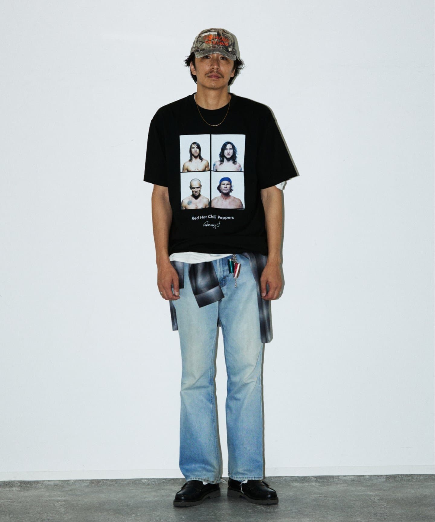 レッドホットチリペッパーズ by ロス・ハルフィン プリント Tシャツ（T