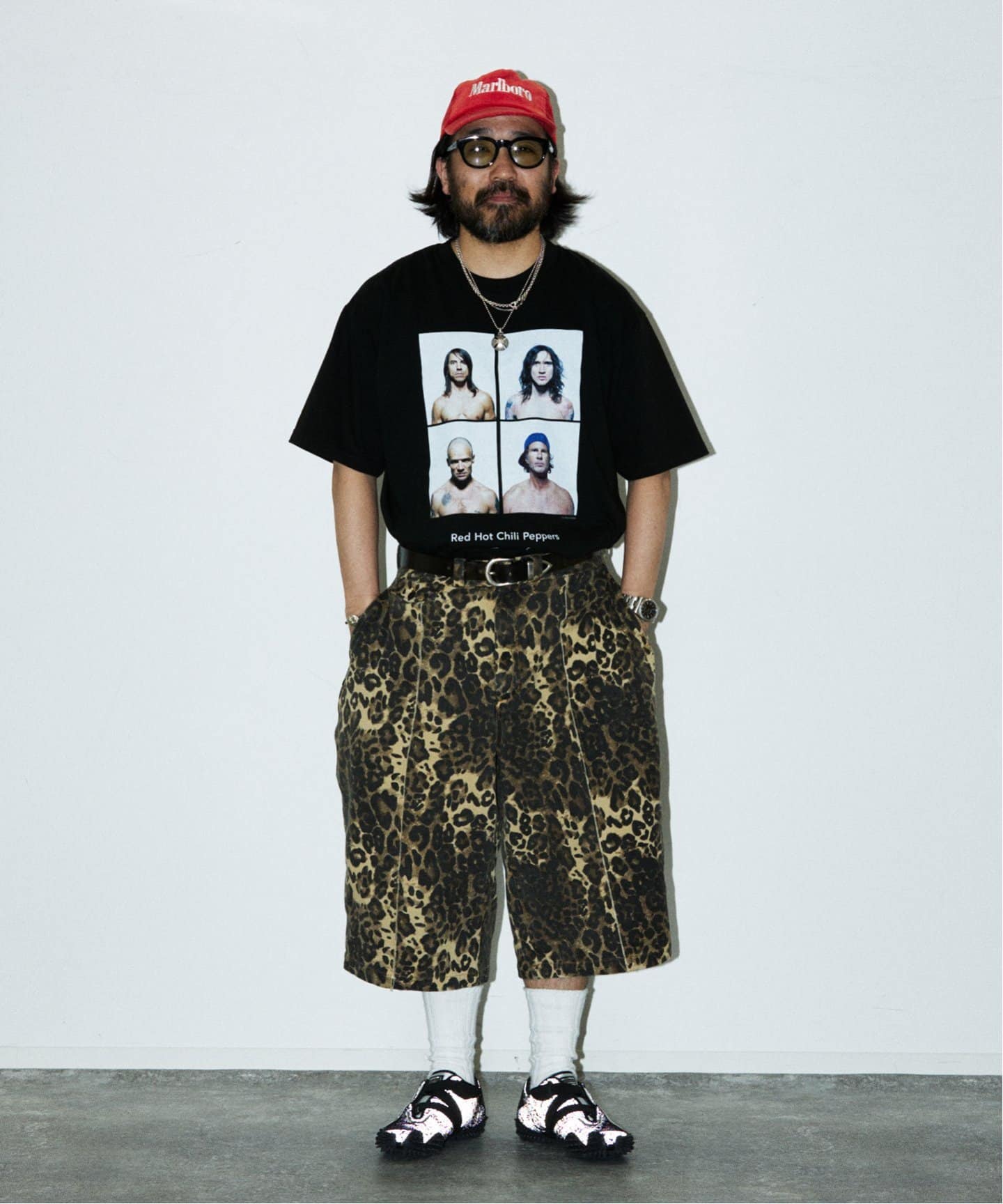 レッドホットチリペッパーズ by ロス・ハルフィン プリント Tシャツ（T