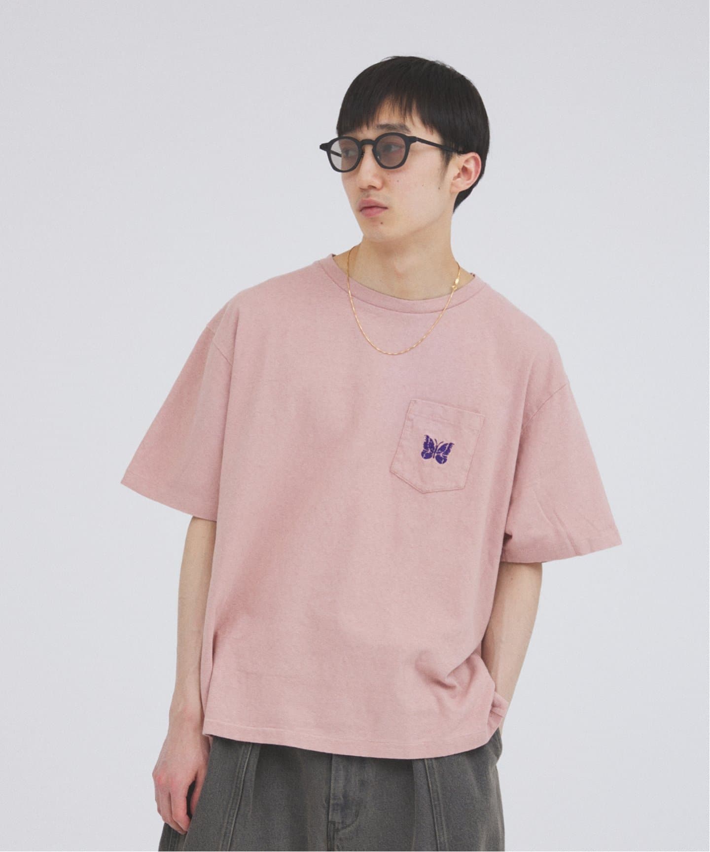 Needles / ニードルズ パピヨンロゴ ハイネック Tシャツ NEEDLES / ニードルズ パピヨン エンブロイダリー ポケット T