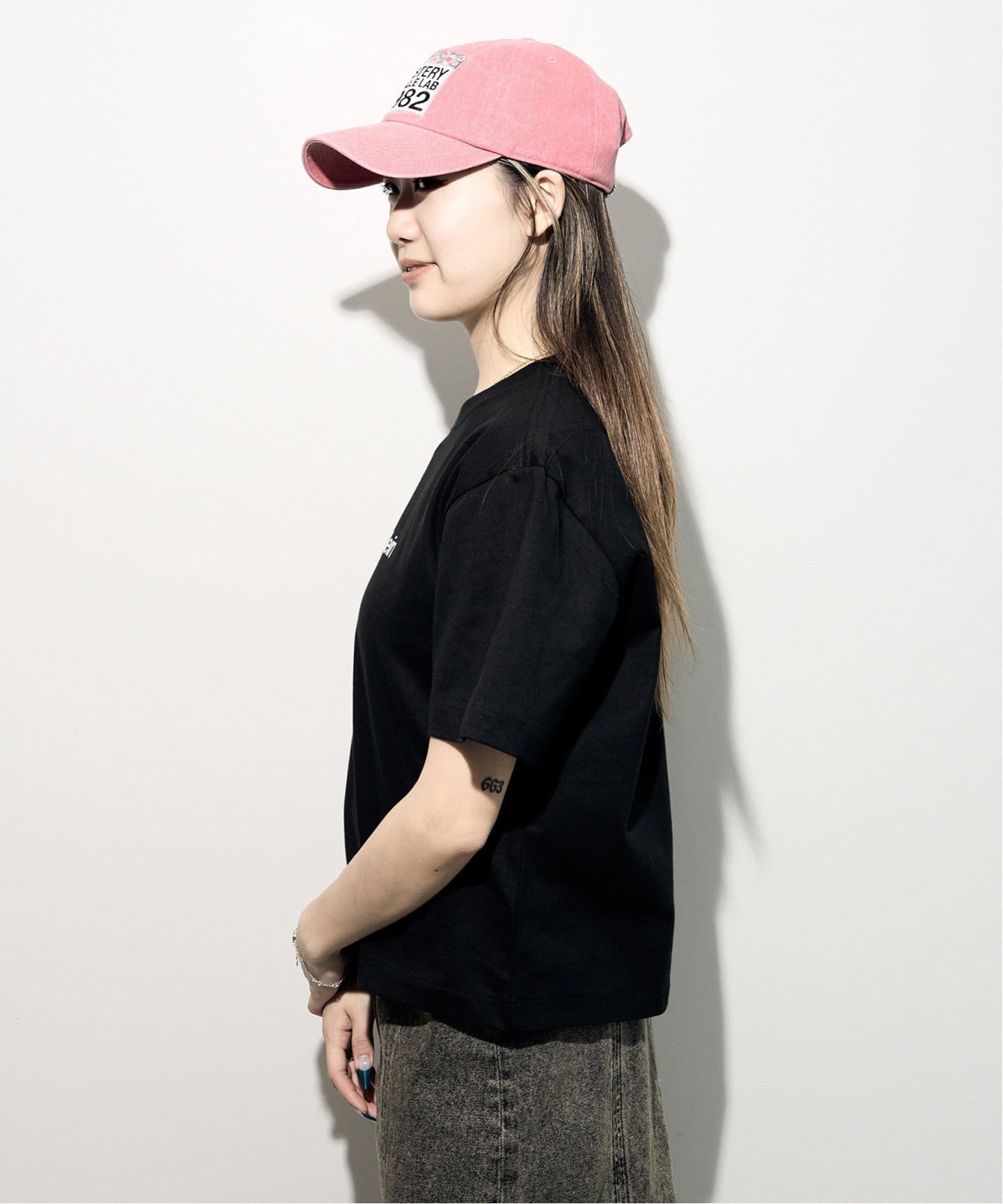 tシャツ   Jeans / カルバン クライン ジーンズ　SS ARCHIVE LOGO CREWNK TEE レディース Calvin Klein tシャツ /カルバン クラインSS ARCHIVE LOGO