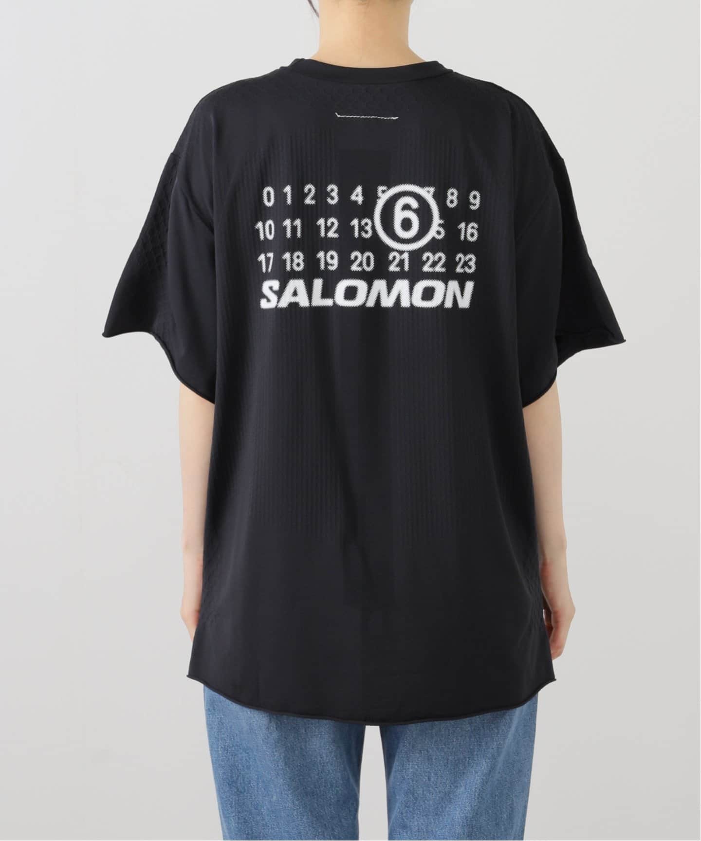 【関税送料込み】MM6 x Salomon スニーカープリントTシャツ MM6 × SALOMON ACS PRO SNEAKER Black/Quiet Shade/Black