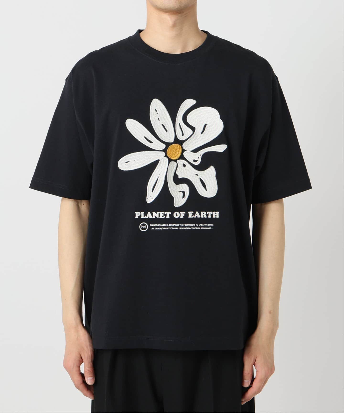 花と地球 PLANET OF EARTH】フラワー エンブロイダリーTシャツ（Tシャツ