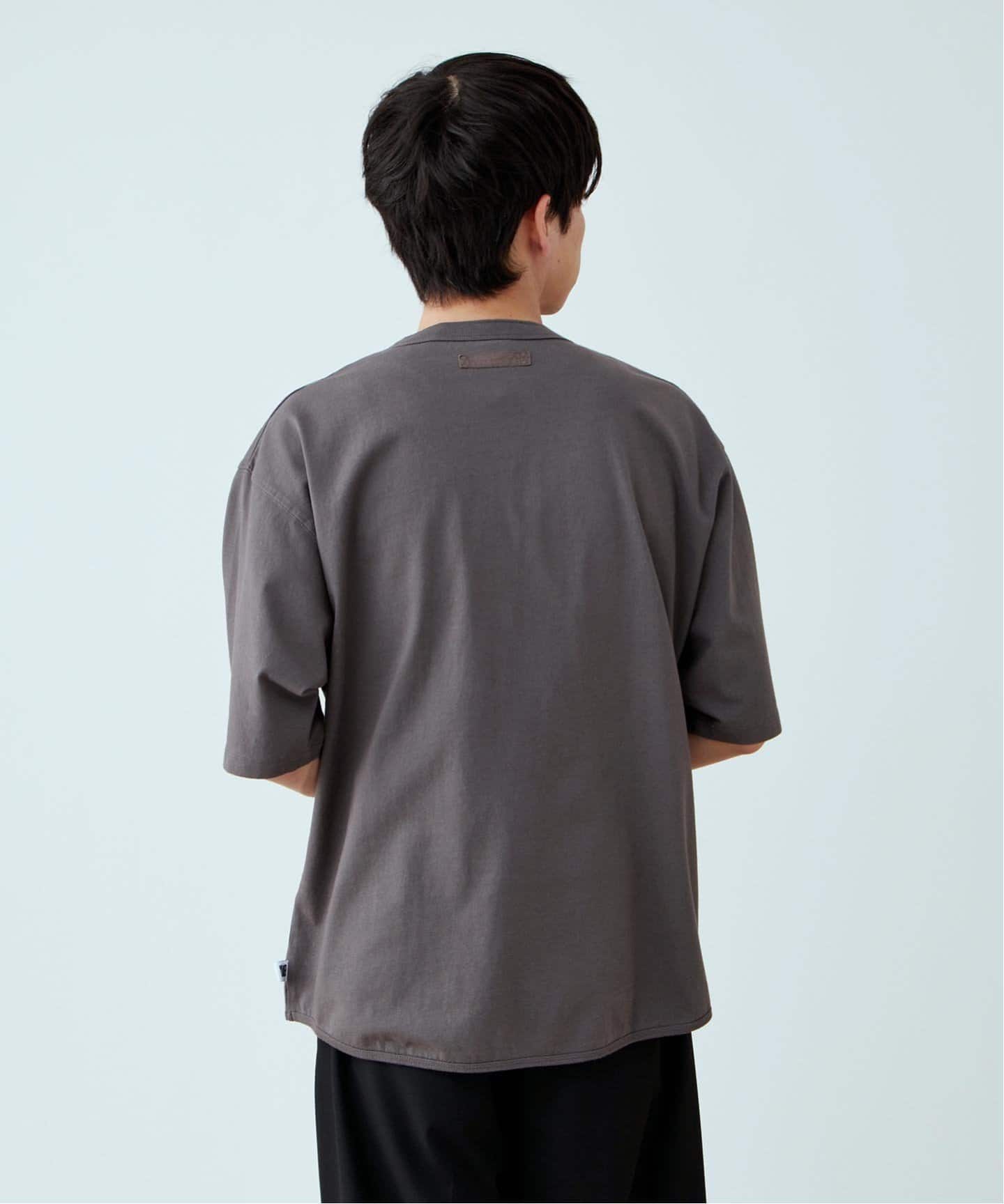 ANTS & ELEPHANTS】フェード加工 ヘンリーネックTシャツ（T