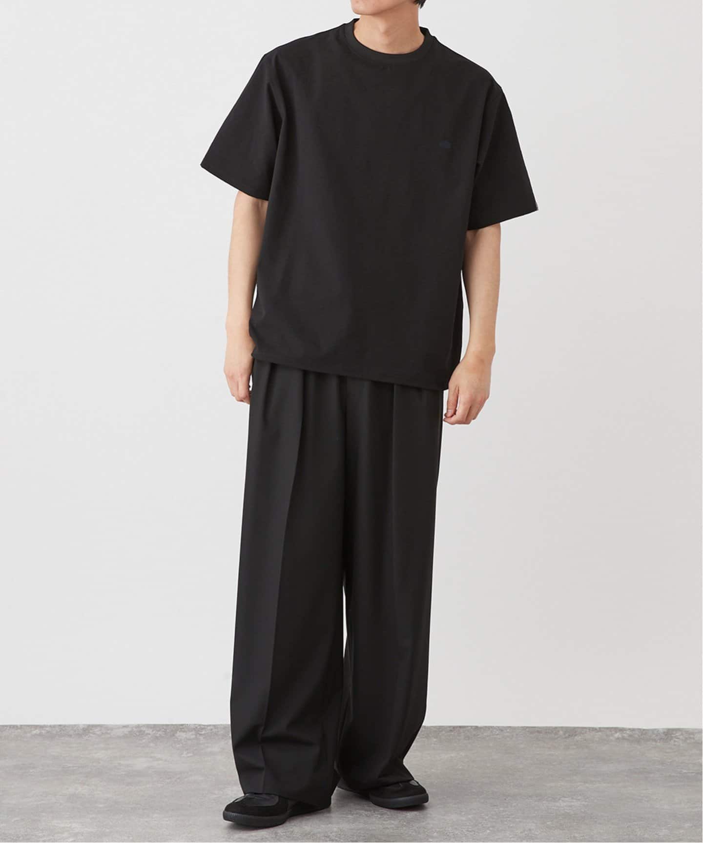 関税送料込【D SQUARED2】CANADIAN VILLAGE クルーネックTシャツ C.H.G. TRAIL クルーネック 半袖Tシャツ（Tシャツ／カットソー