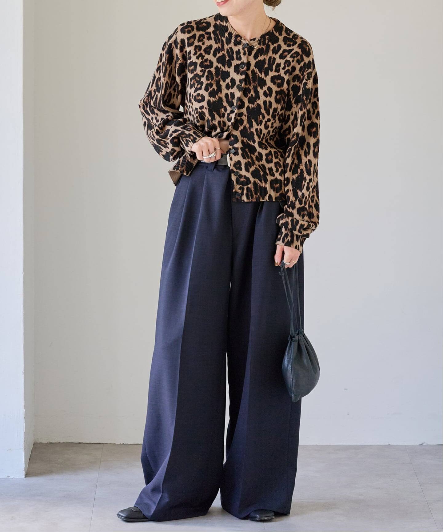 レオパード プリントクルーネックカーディガン（ニット／セーター