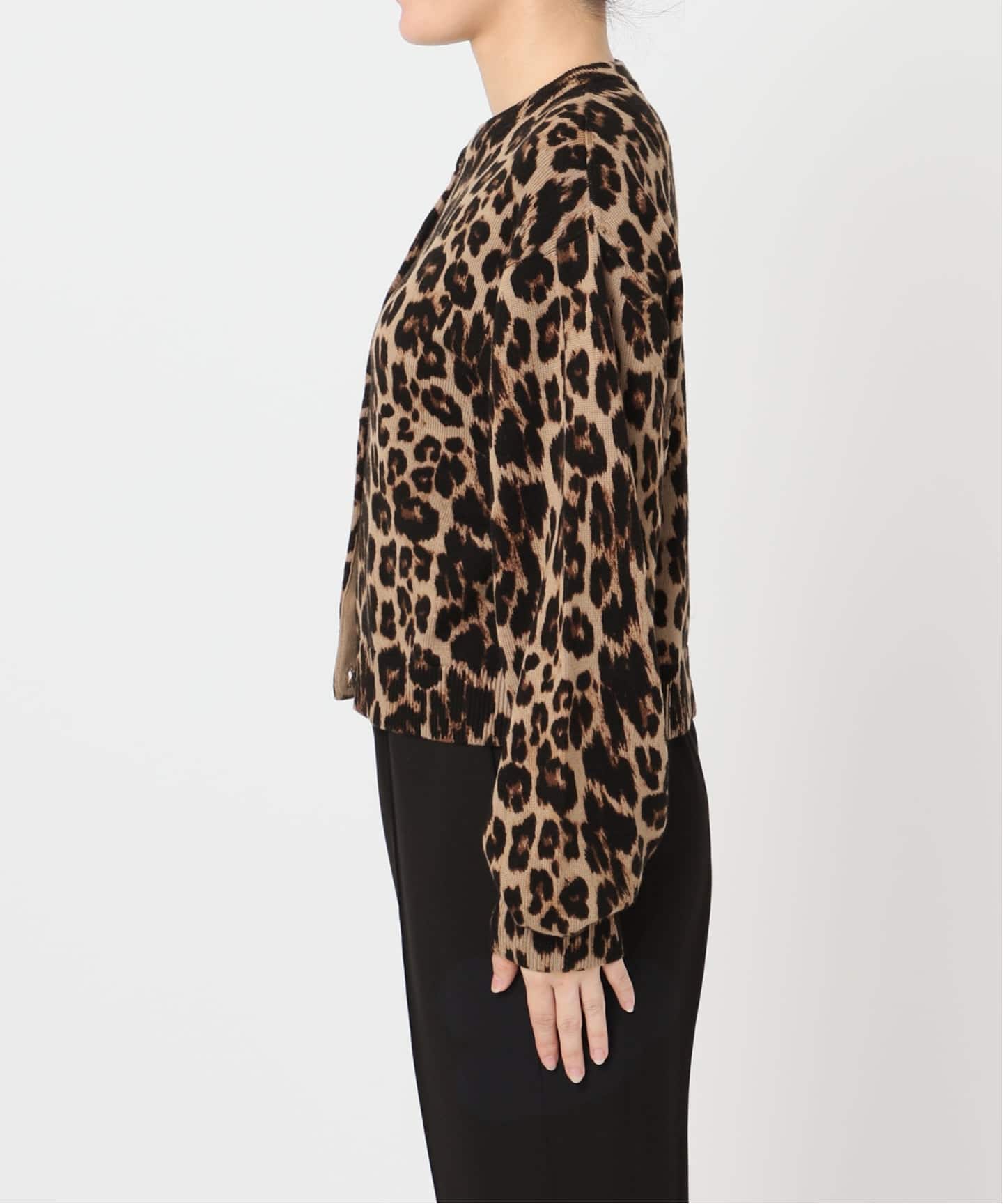 レオパード プリントクルーネックカーディガン（ニット／セーター