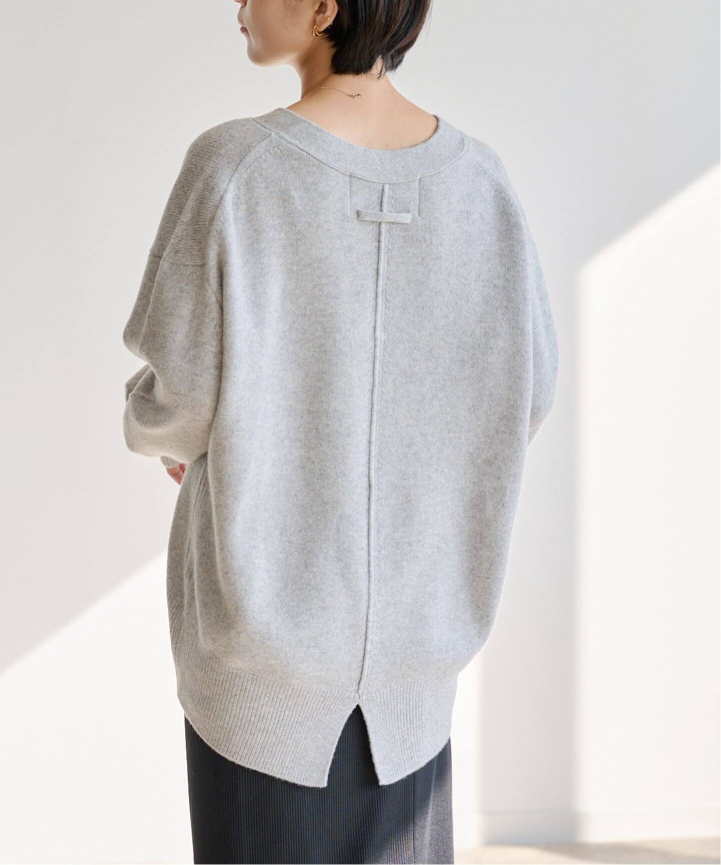 ADAWAS CASHMERE-BLEND V-NECK（ニット／セーター）｜BOICE FROM