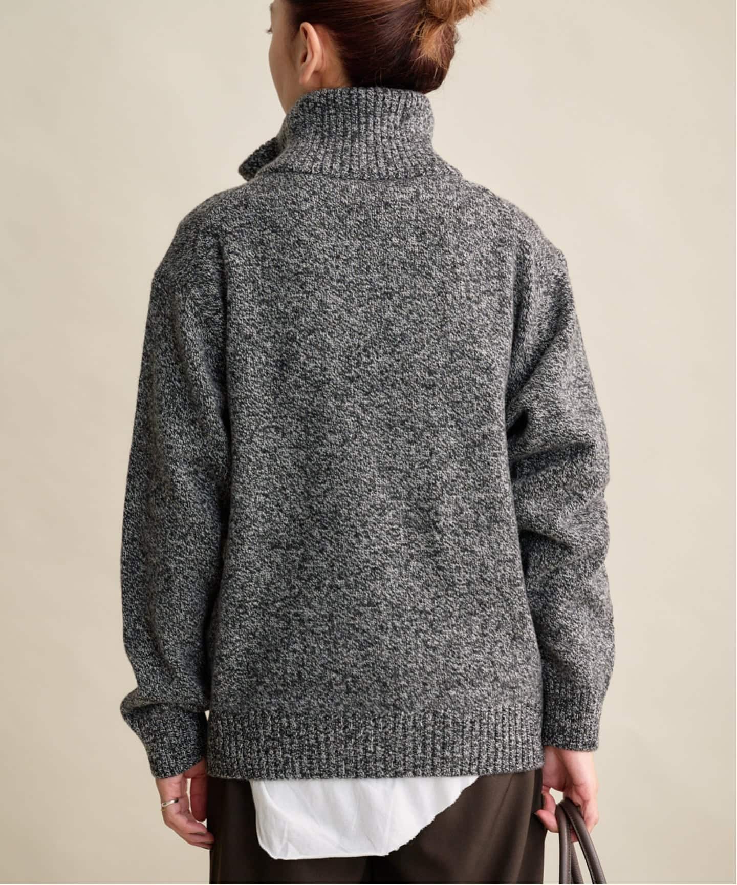 ATON LAMBS WOOL HALF ZIP SWEATER（ニット／セーター）｜BOICE FROM