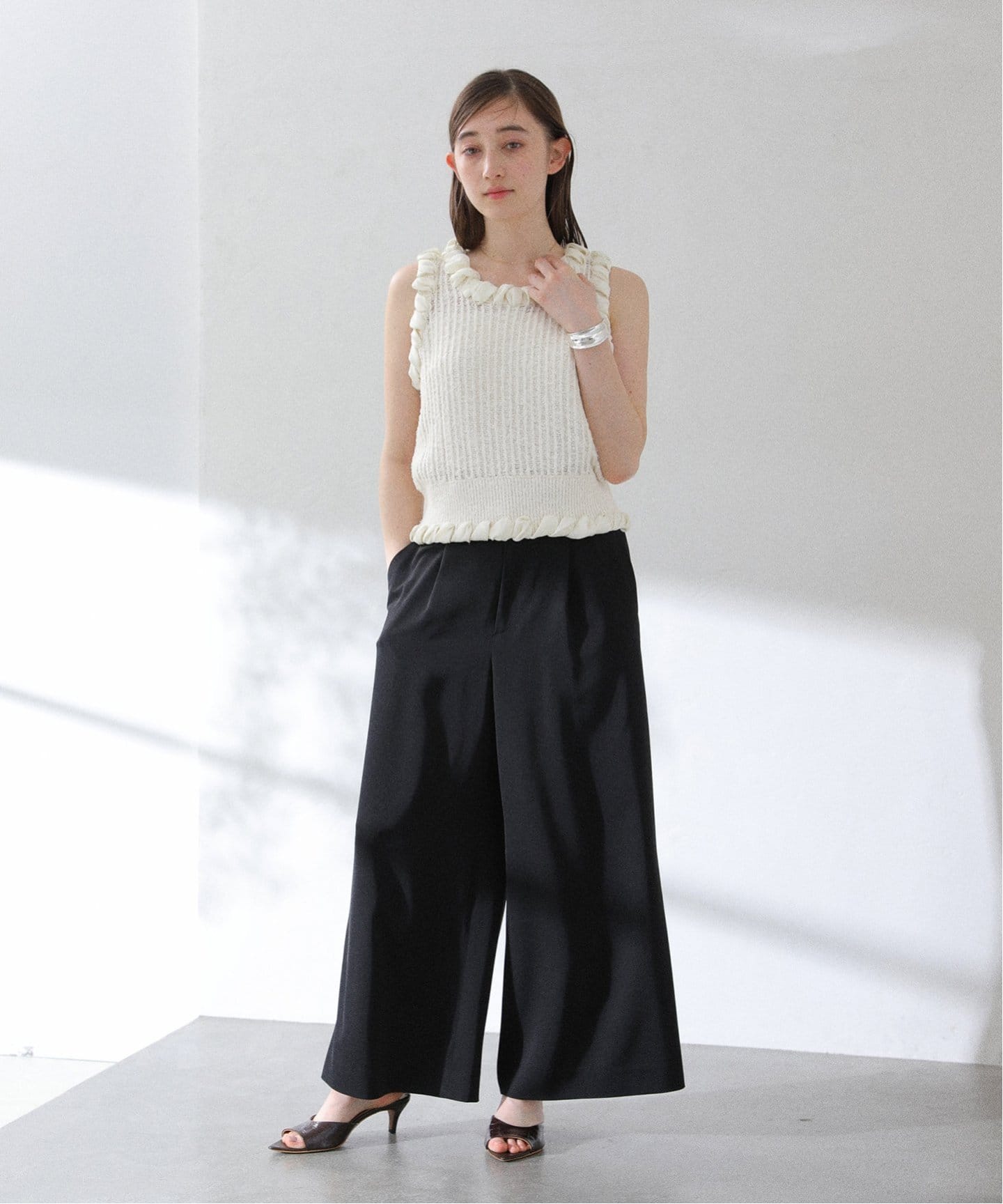La TOTALITE - 新品⭐︎LaTotalite 16Gミラノリブベスト グレー　IENA ラ トータリテ La TOTALITE 16Gミラノリブフリルスリーブプル