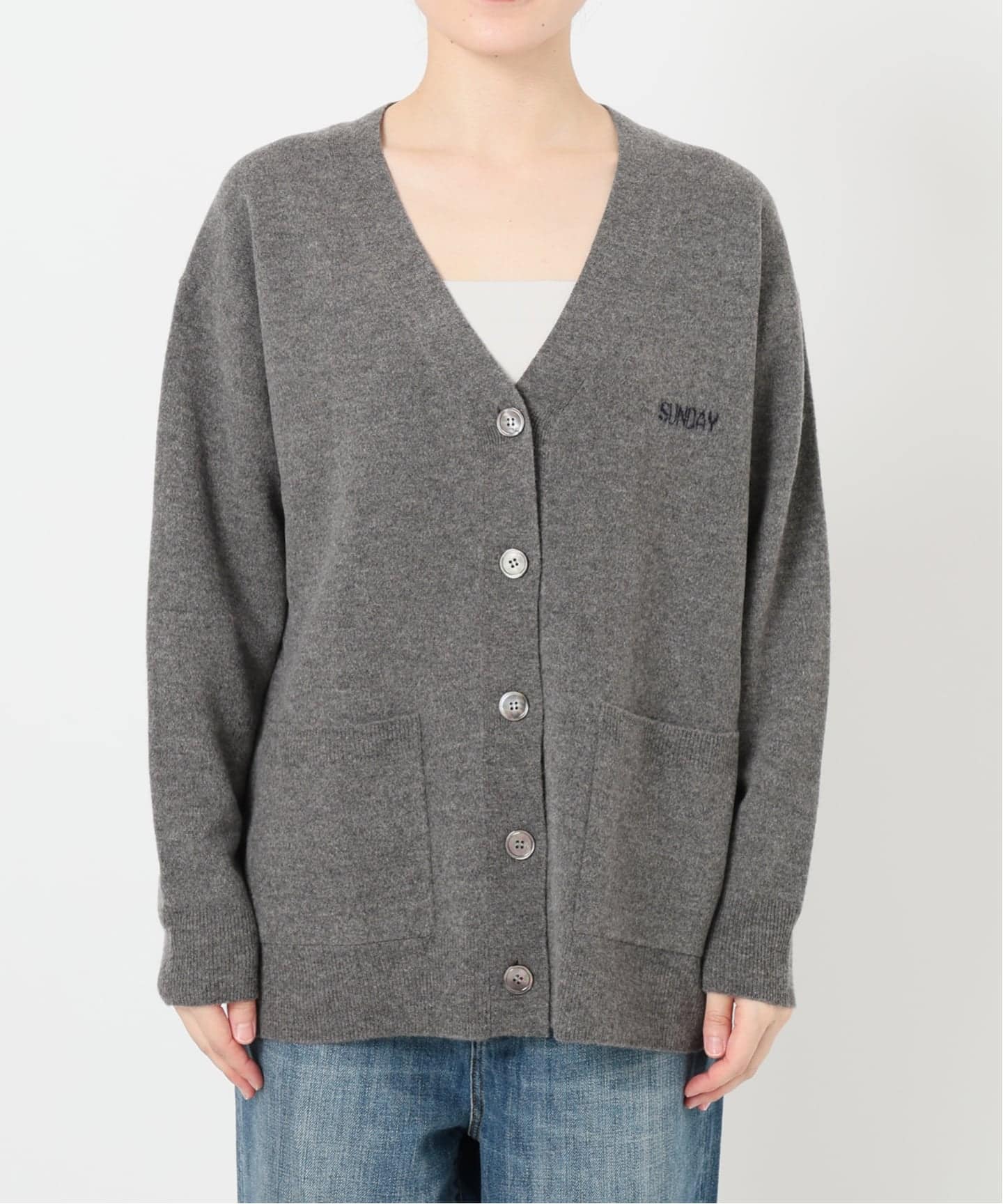 ロゴジャガードVネックカーディガン（カーディガン）｜Spick and Span