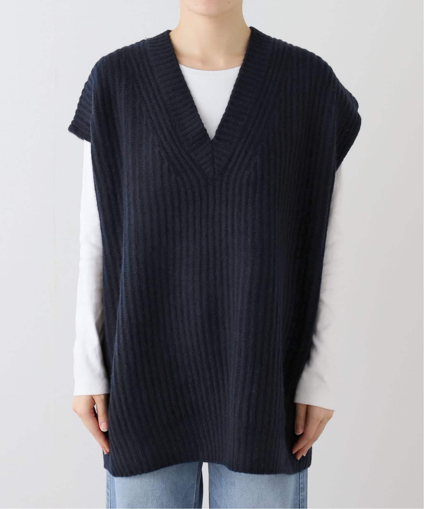 オーバーサイズVネックニットベスト（ベスト）｜Spick and Span