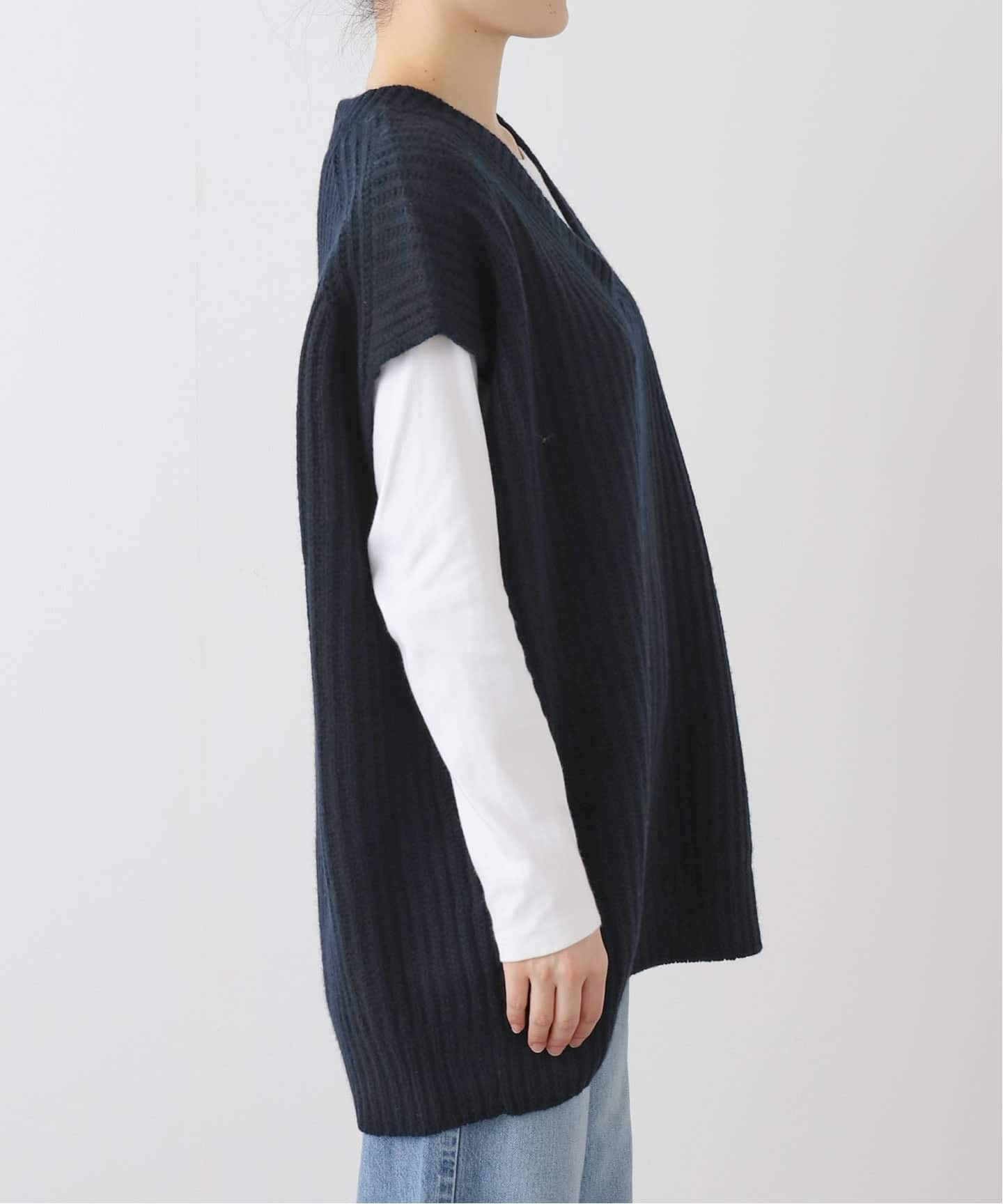 オーバーサイズVネックニットベスト（ベスト）｜Spick and Span