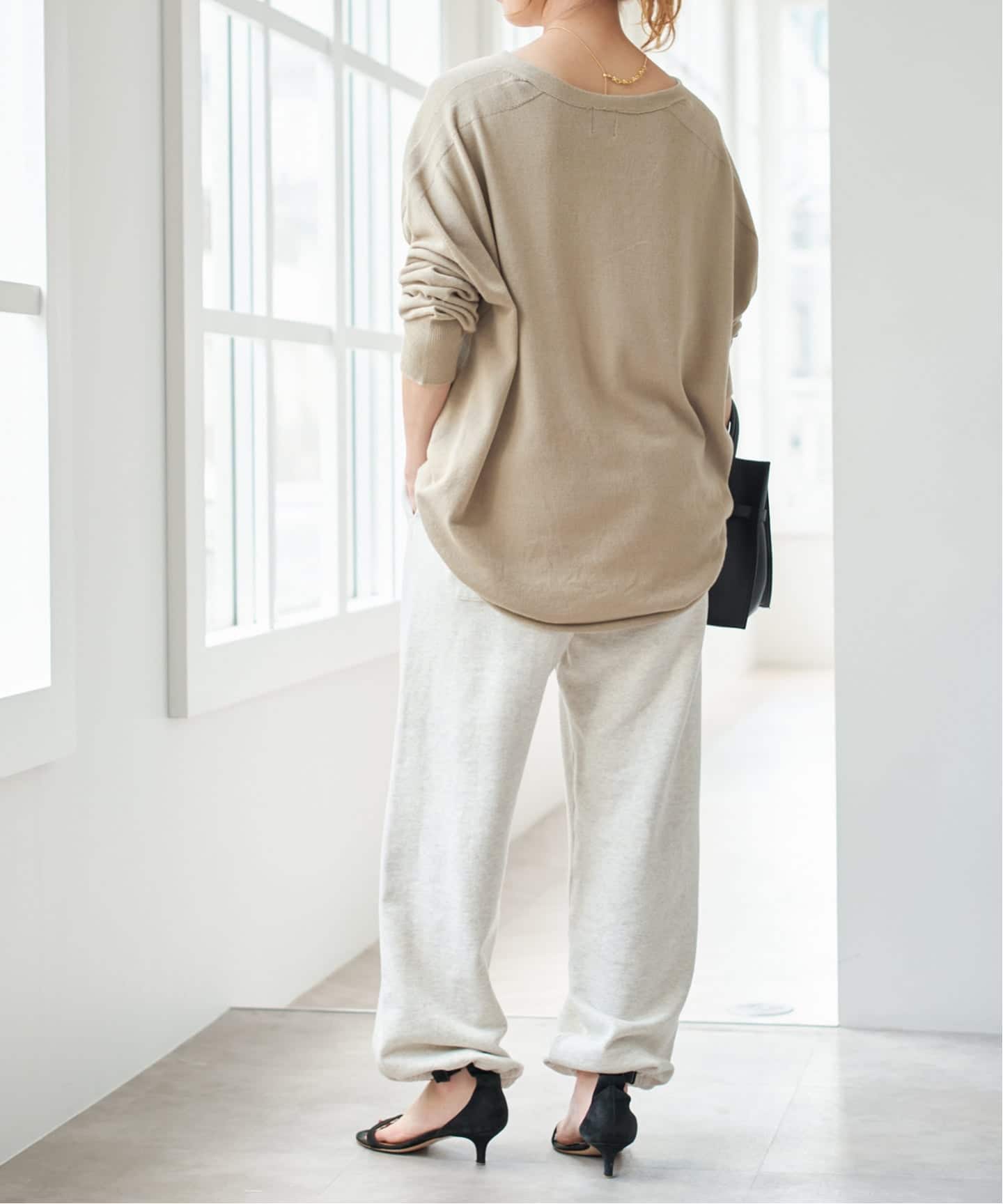 コットンバルキーヤーンルーズVネックプルオーバー（ニット／セーター