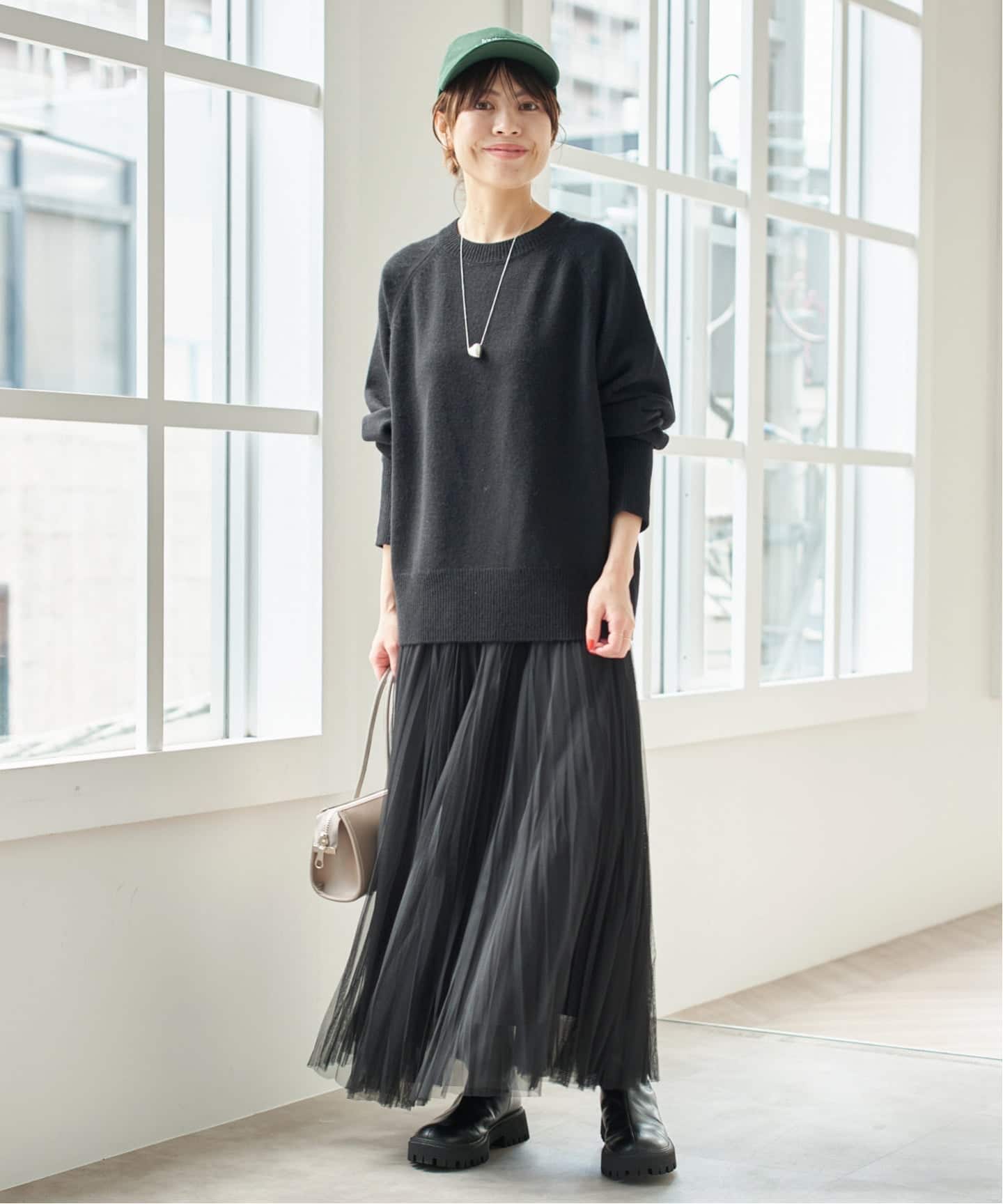 WEB限定カラー有り》ウールカシミヤ ラグランクルーネックニット