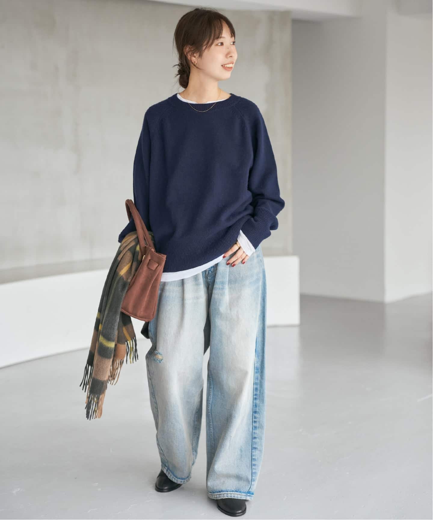 WEB限定カラー有り》ウールカシミヤ ラグランクルーネックニット