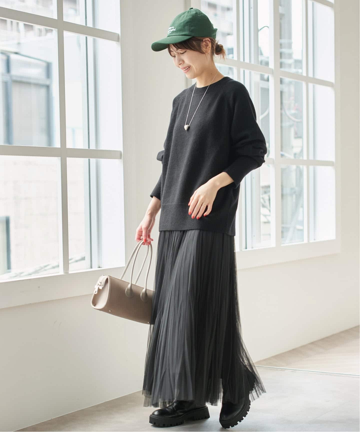 WEB限定カラー有り》ウールカシミヤ ラグランクルーネックニット