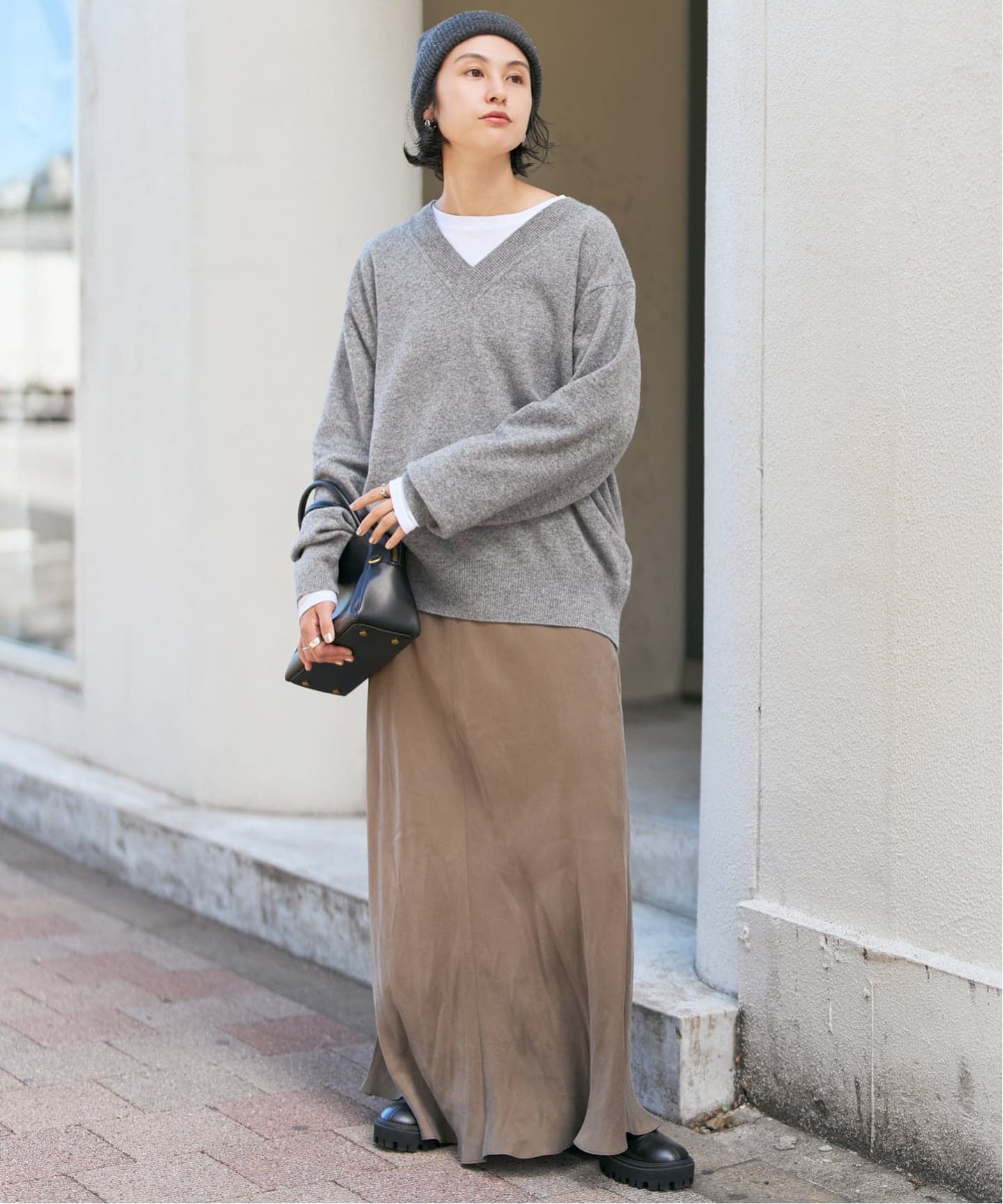 WEB限定カラー有り》カシミヤ混Vネックプルオーバー（ニット／セーター