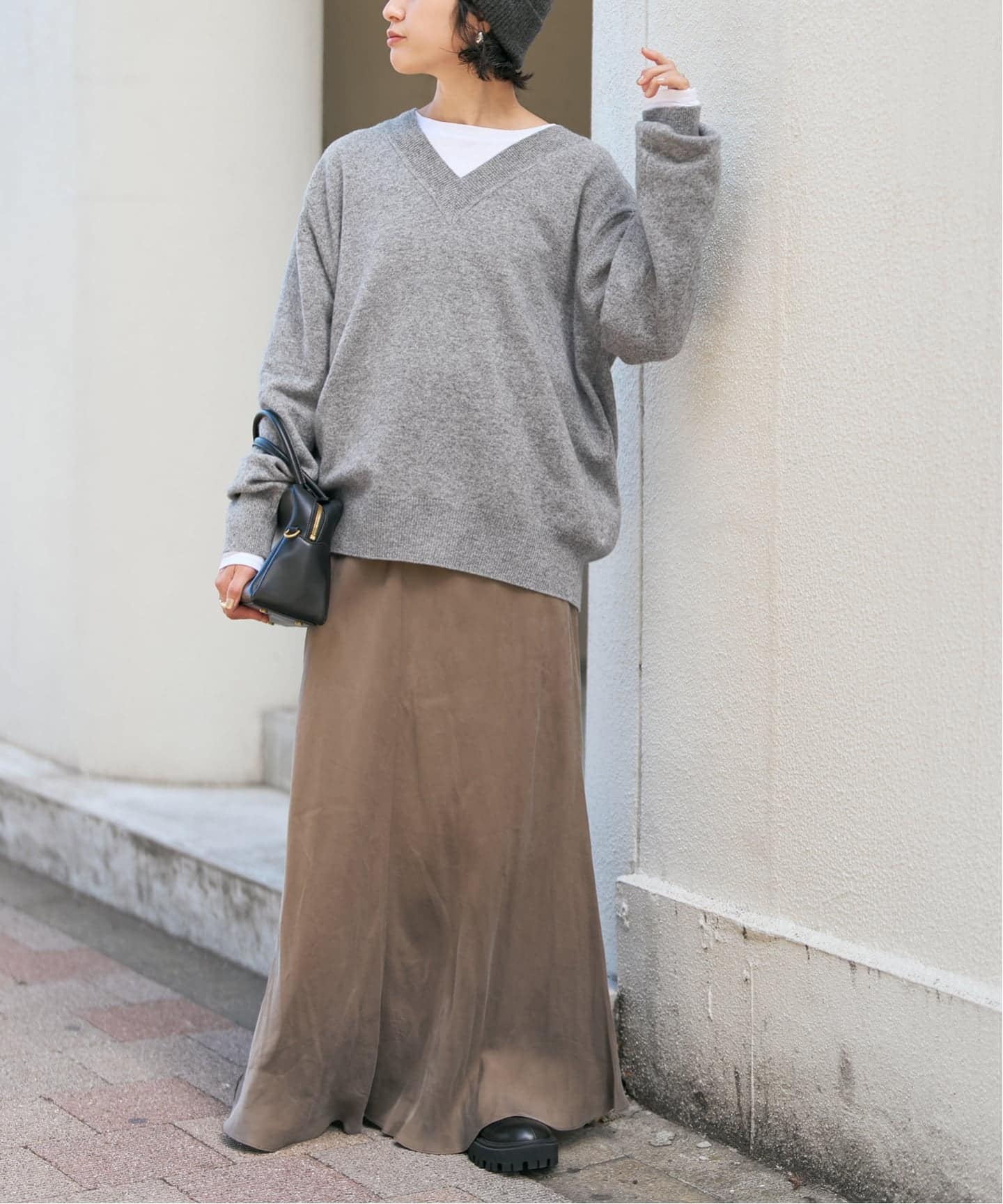 WEB限定カラー有り》カシミヤ混Vネックプルオーバー（ニット／セーター