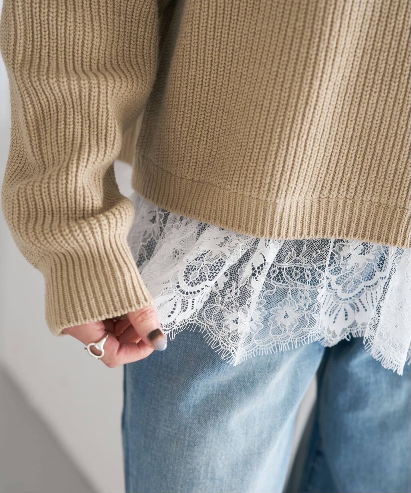 レースドッキング畦ニットプルオーバー（ニット／セーター）｜Spick