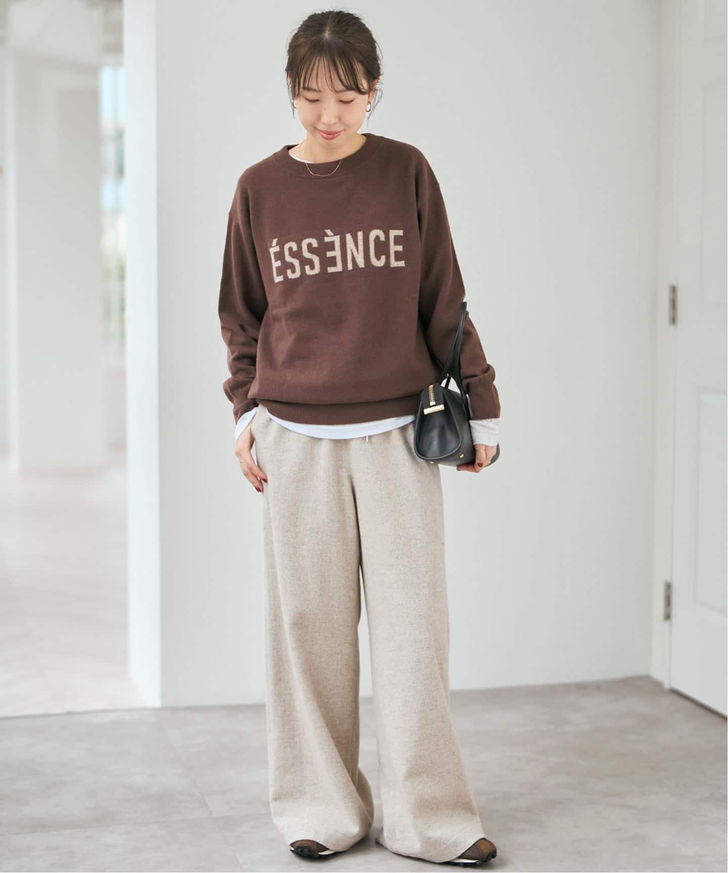 WEB限定 / 追加》ESSENCEロゴニット（ニット／セーター）｜Spick and