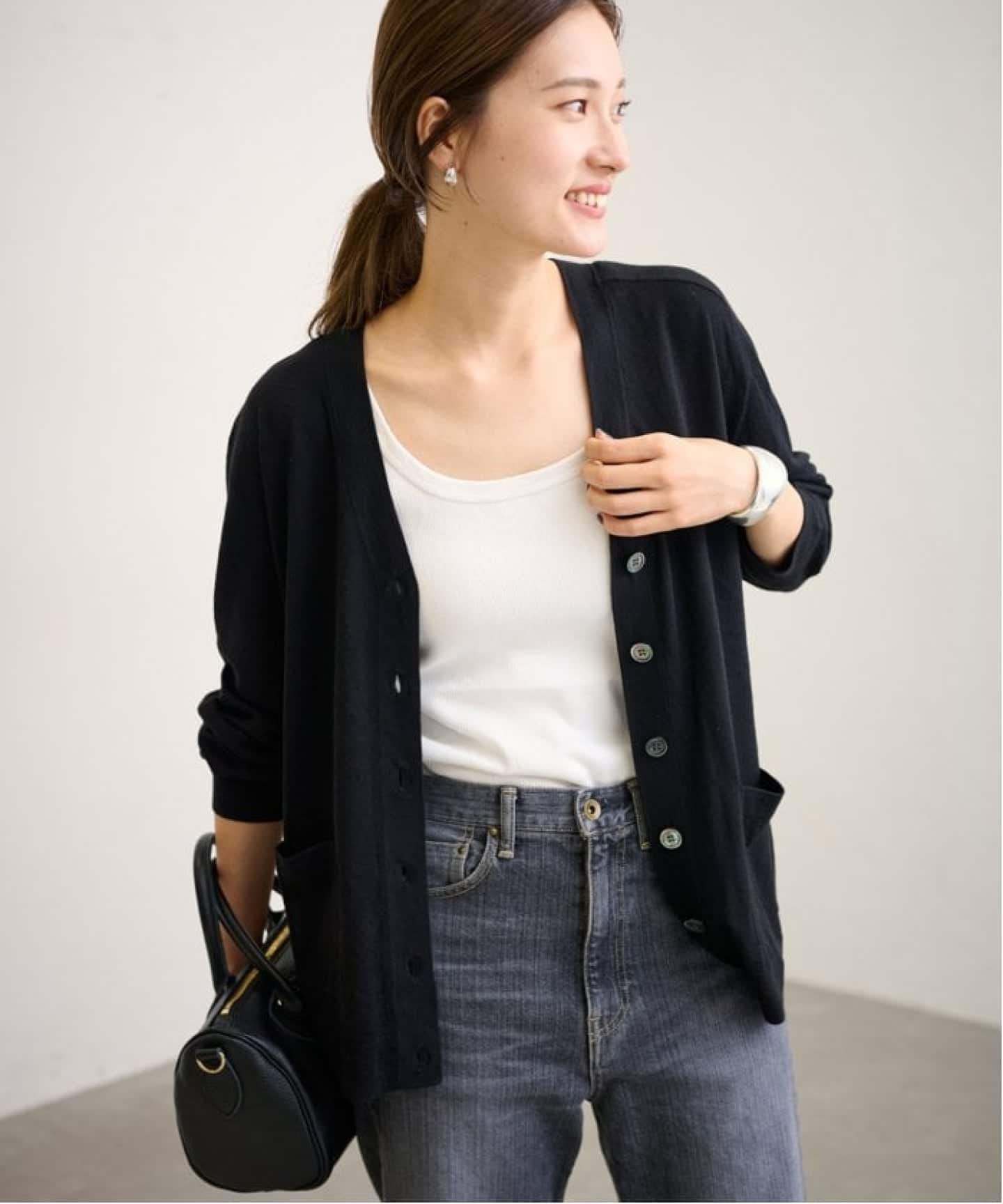 FRAMeWORK - FRAMeWORK aran ケーブル深Vカーディガン　生成り　ざっくりカーデ 楽天市場】Aran Woollen Mills アランウーレンミルズ ヘリテージ