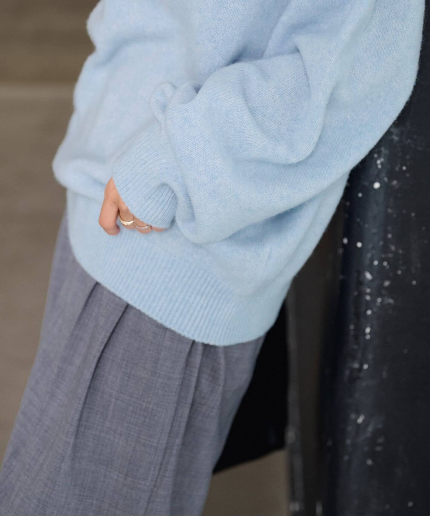 クルーネック ミドルゲージプルオーバー（ニット／セーター