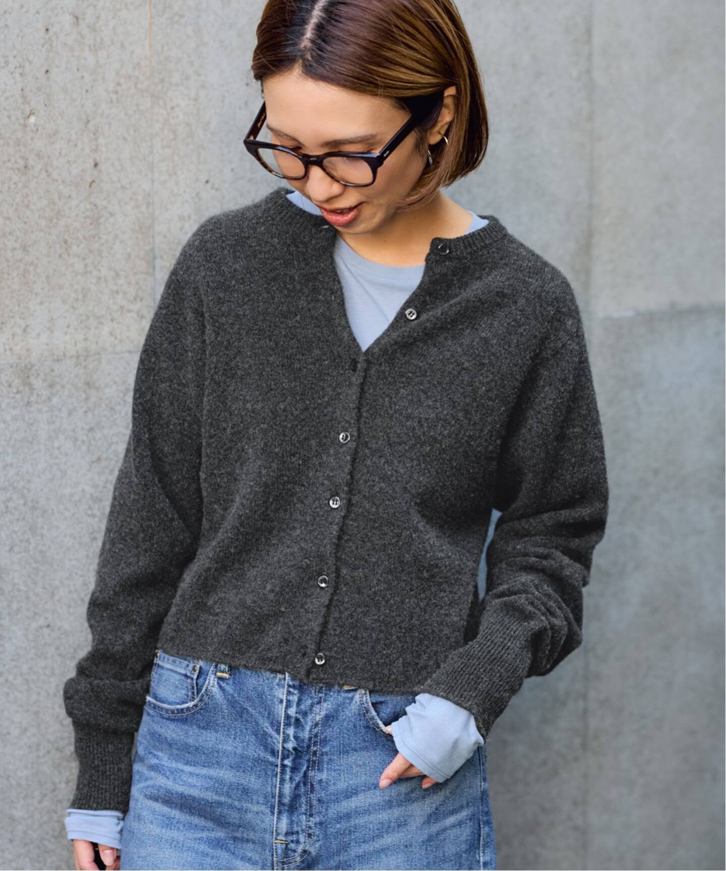 【完売品、新品】FRAMeWORK 圧縮ウールクルーネックカーディガン 圧縮ウールクルーネックカーディガン（カーディガン）｜FRAMeWORK