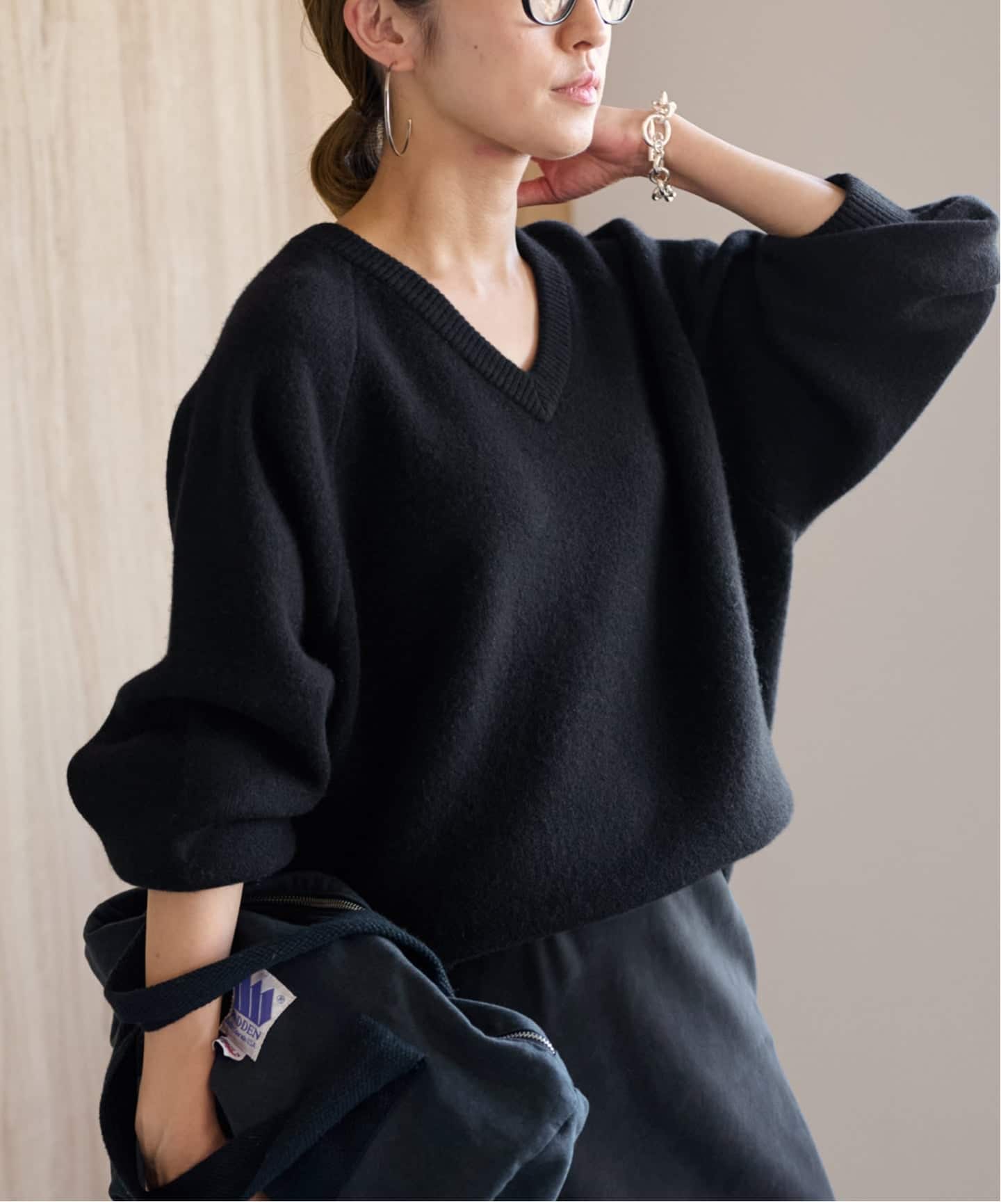 新品 フレームワーク AQUA Vネックプルオーバー 23AW ≪WEB限定 / 追加≫AQUA Vネックプルオーバー（ニット／セーター