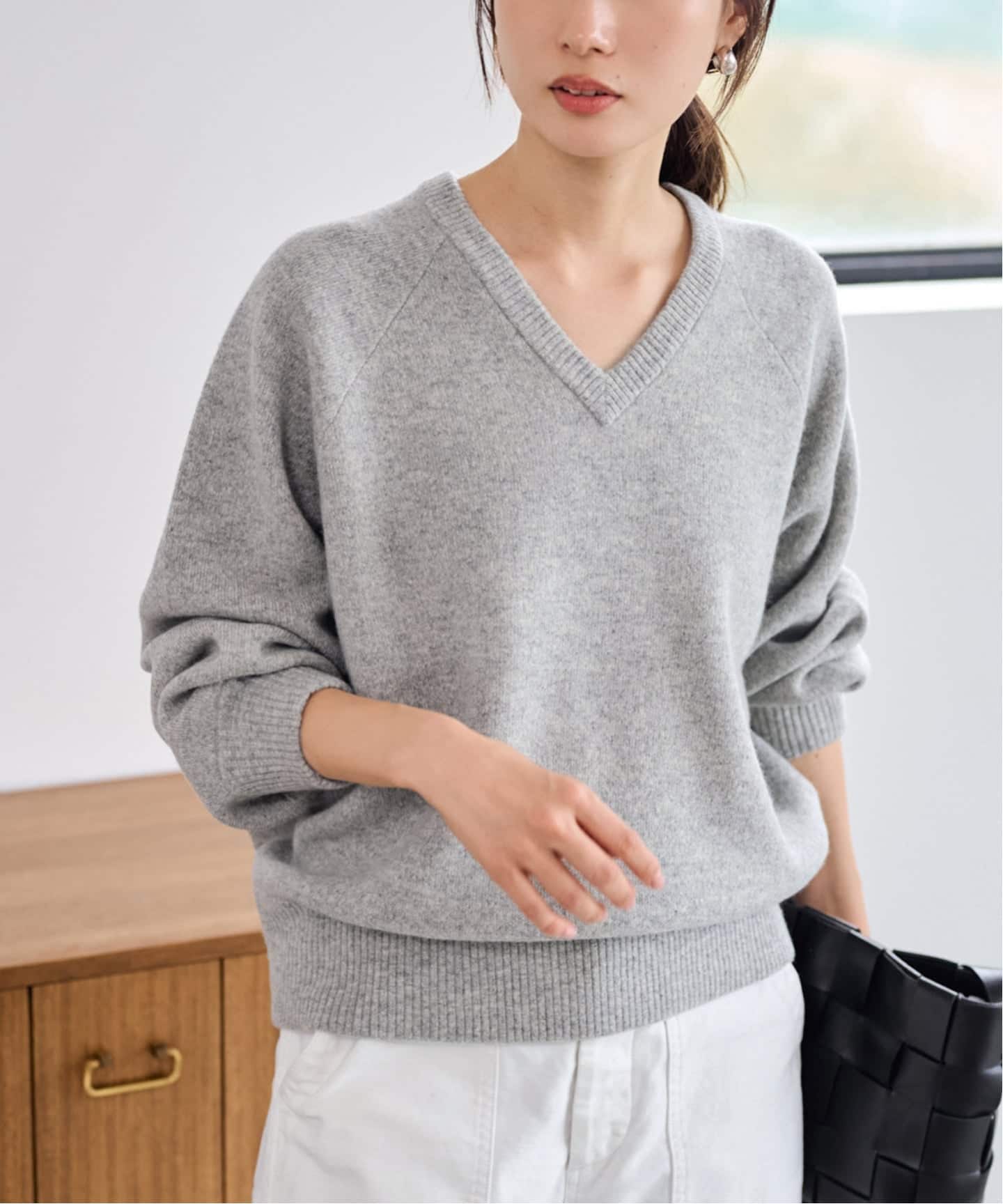 ≪WEB限定 / 追加予約≫AQUA Vネックプルオーバー（ニット／セーター