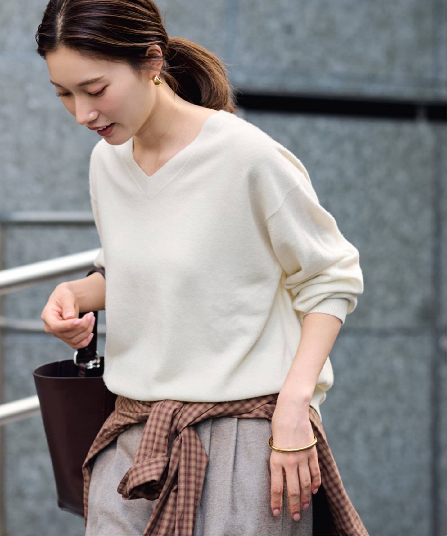 133u*フレームワーク ウール カシミヤ Vネック ニット FRAMeWORK（フレームワーク）の「ウールカシミヤ Vネックプル