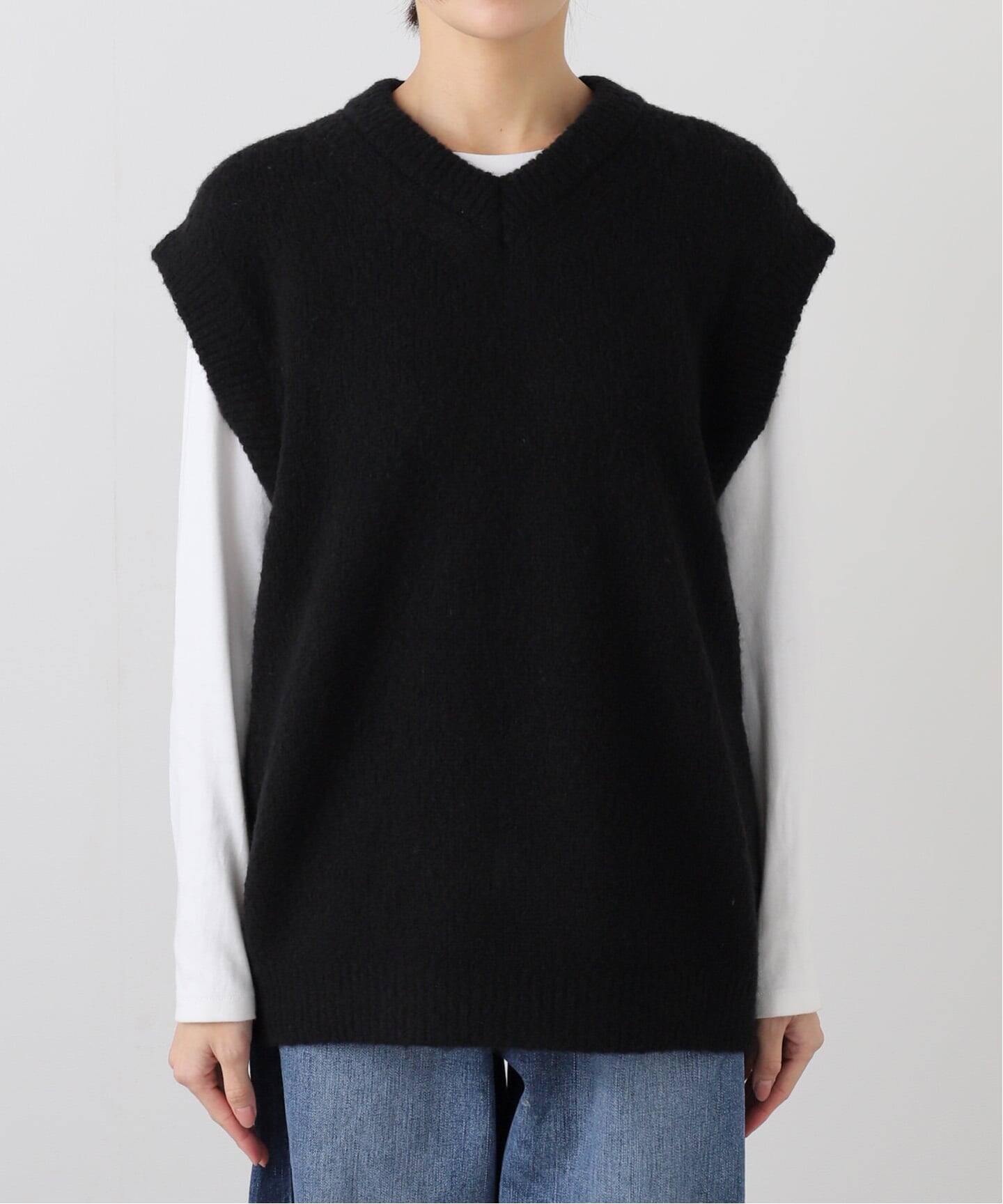 ATON/エイトン WOOL CASHMERE BOUCLE V-NECK VEST（ニット／セーター