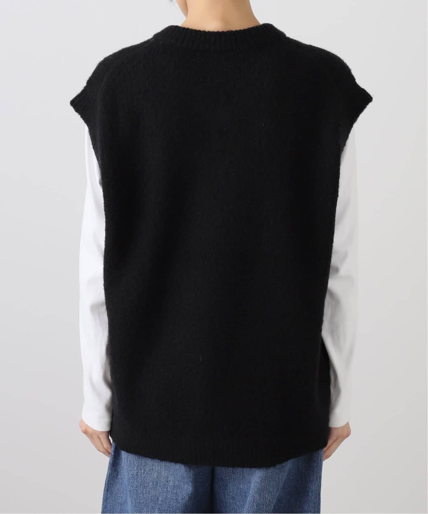 ATON/エイトン WOOL CASHMERE BOUCLE V-NECK VEST（ニット／セーター