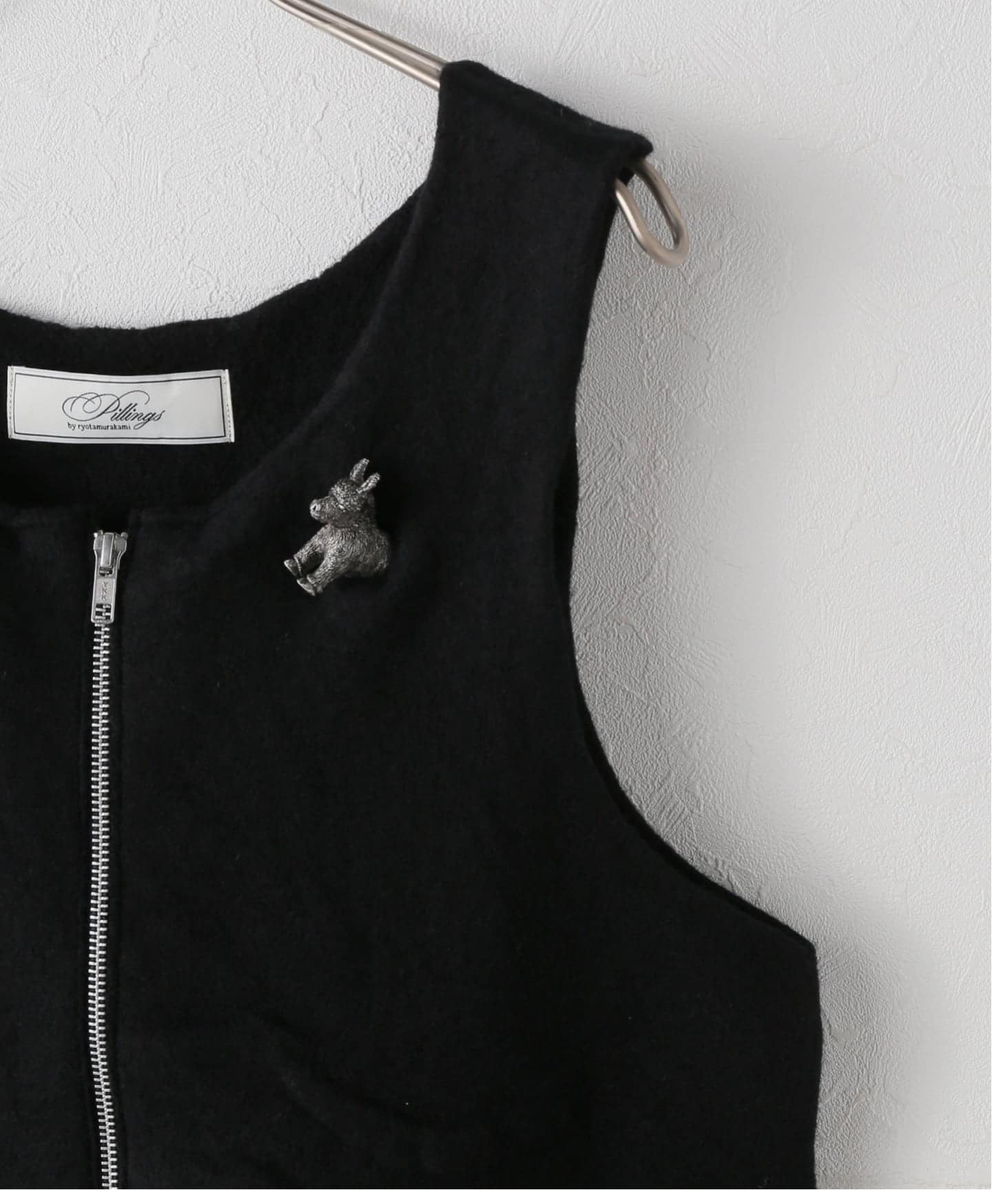 pillingsピリングス　ベスト pillings(ピリングス)のドライリネン縮絨ベスト通販 | mirabella