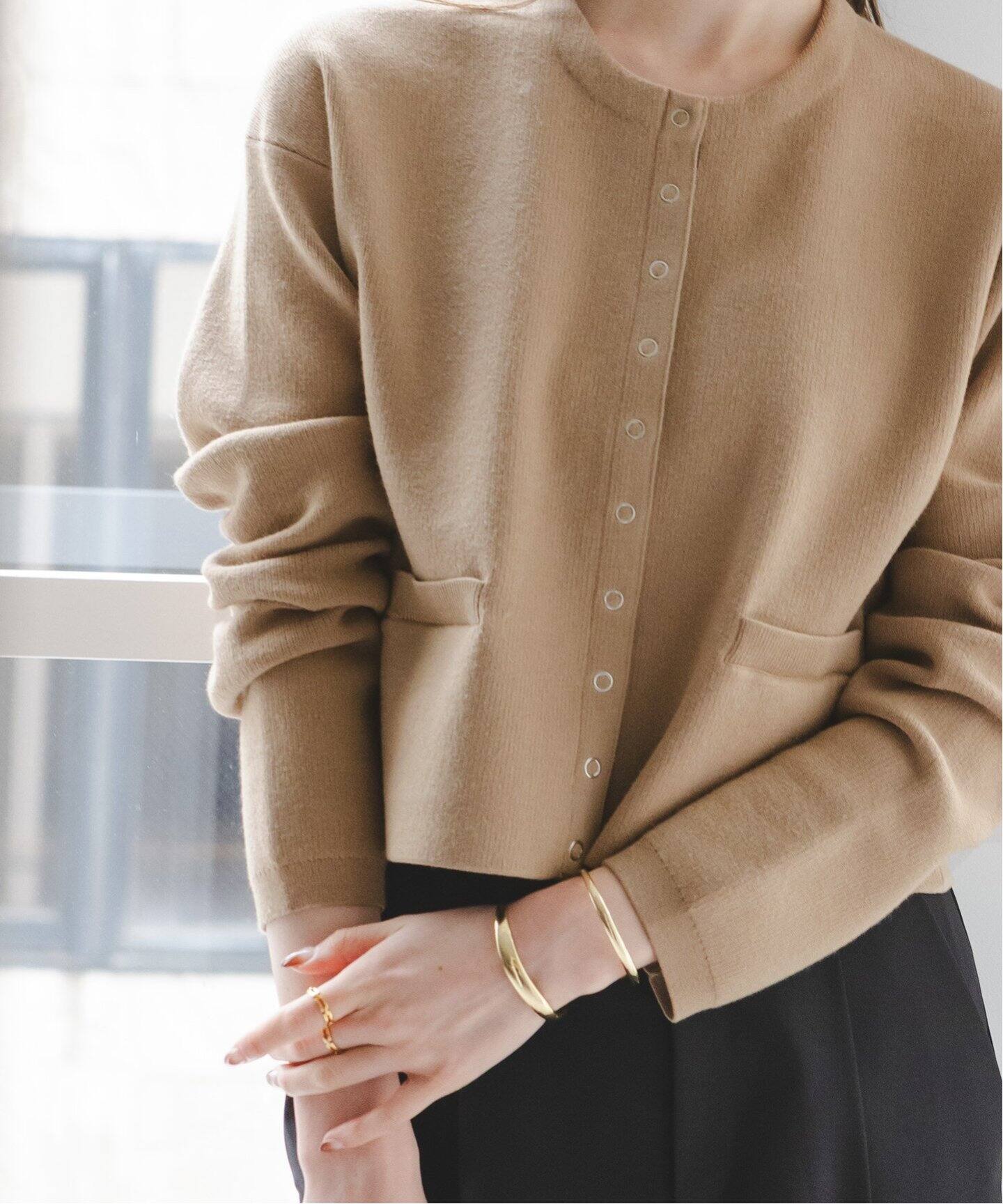 スムース編みスナップショートカーディガン（カーディガン）｜NOBLE  