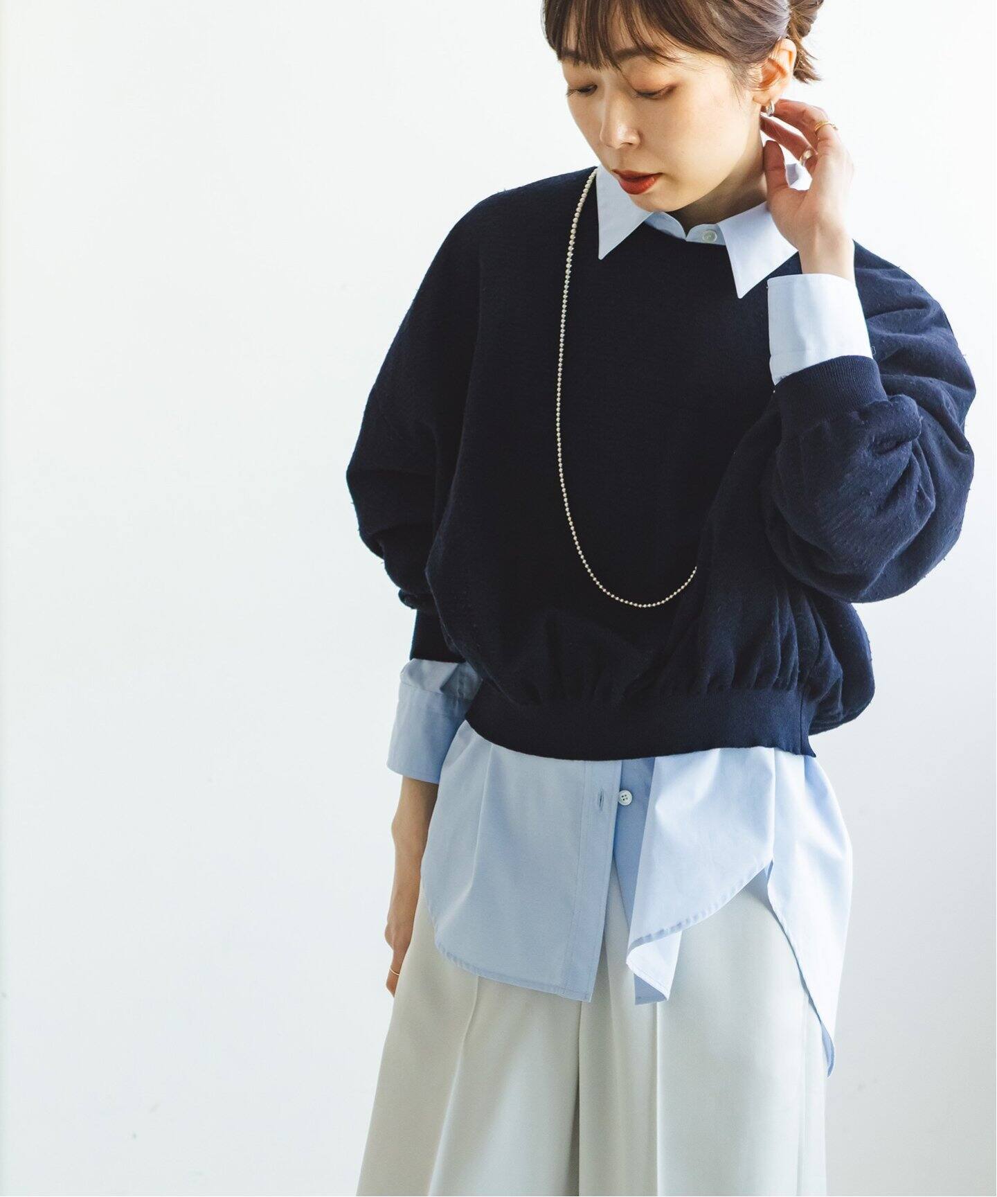 美品✨24SS✨ノーブル スポンジボンディングブラウス ネイビー 